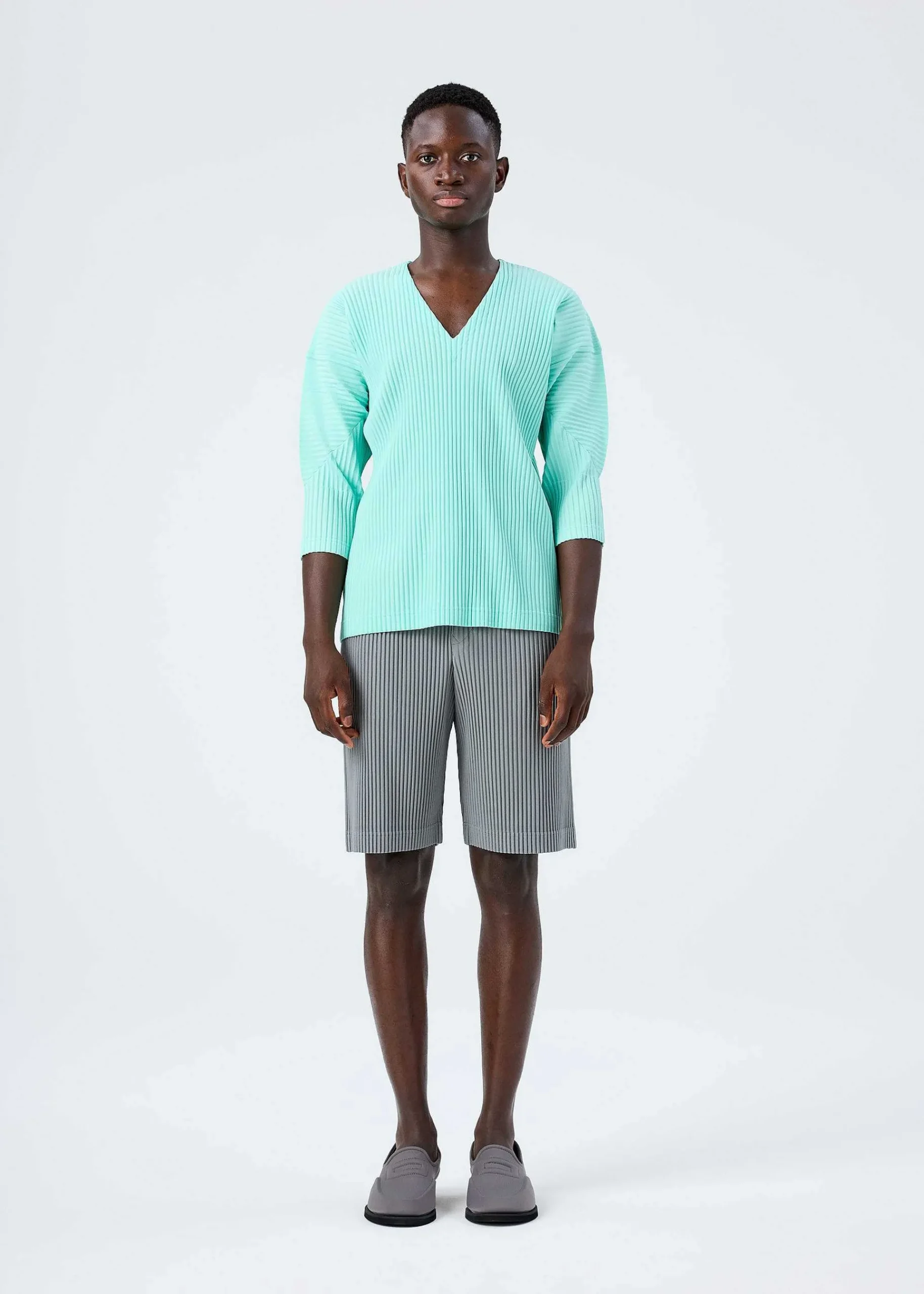 ISSEY MIYAKE Aerial Hot