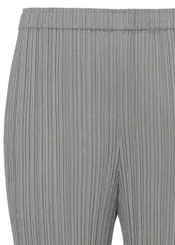 ISSEY MIYAKE Basics Hot