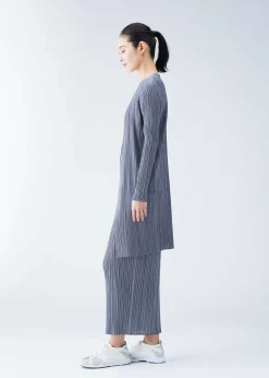 ISSEY MIYAKE Basics Shop