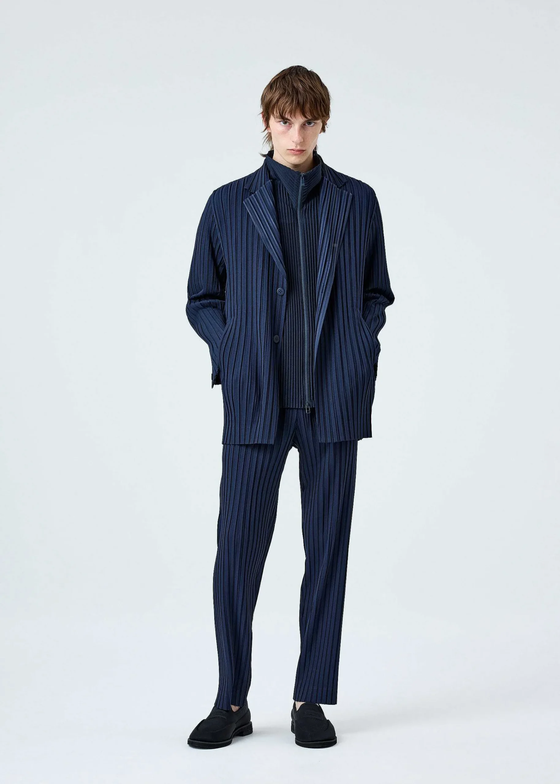 ISSEY MIYAKE Box Pleats Ensemble Outlet