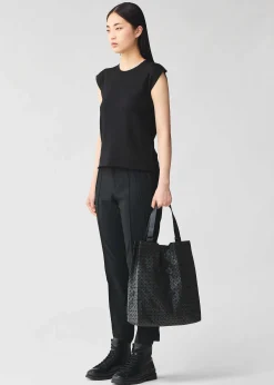 ISSEY MIYAKE Cart S Matte Black Store