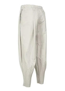 ISSEY MIYAKE Cascade Fashion