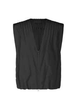 ISSEY MIYAKE Cascade Store