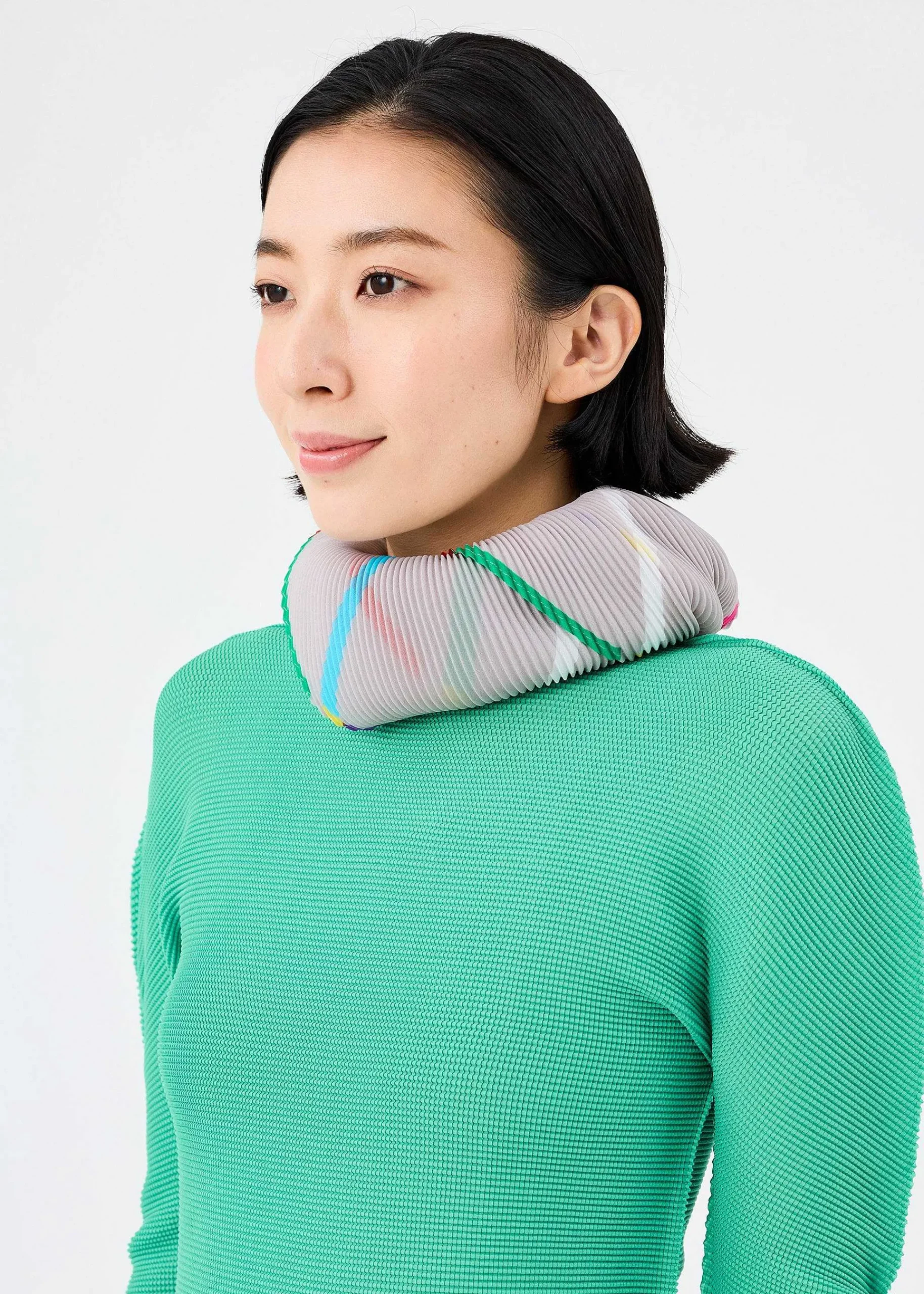ISSEY MIYAKE Color Stick Pleats Stole Flash Sale