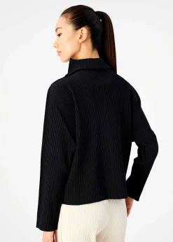 ISSEY MIYAKE Fine Knit Pleats Black Clearance