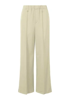 ISSEY MIYAKE Fit 2 Shop