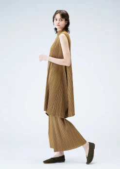 ISSEY MIYAKE Mellow Pleats Store