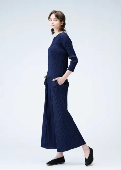 ISSEY MIYAKE Mellow Pleats Hot