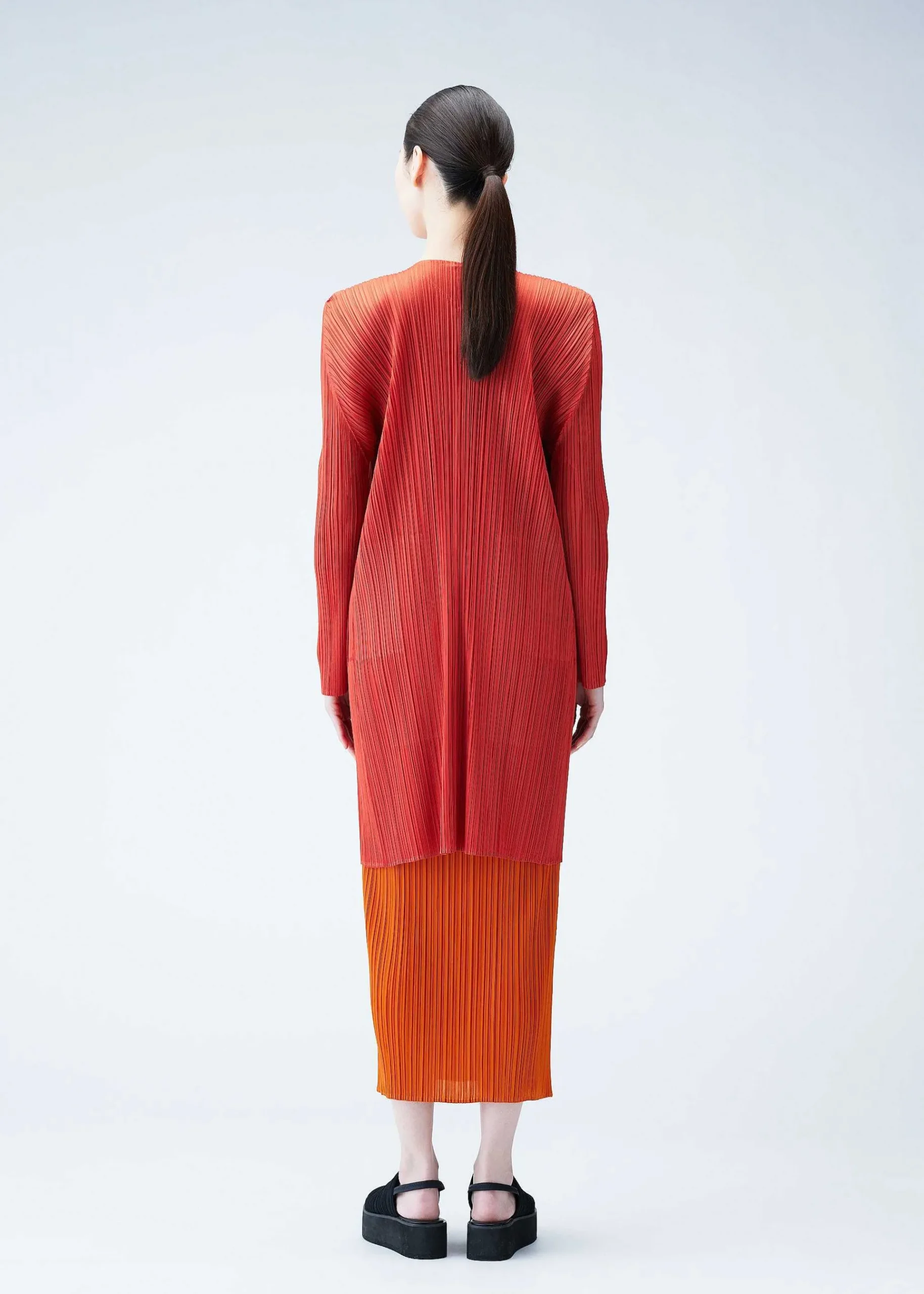 ISSEY MIYAKE Monthly Colors : April Best