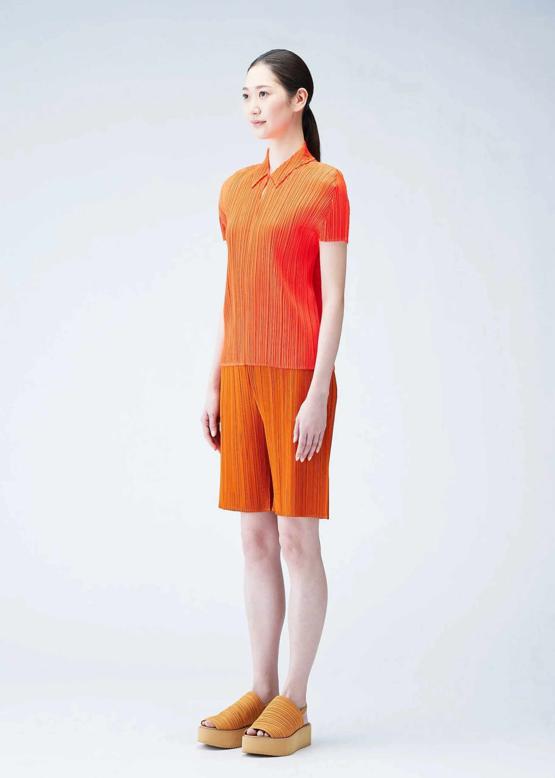 ISSEY MIYAKE Monthly Colors : April Flash Sale