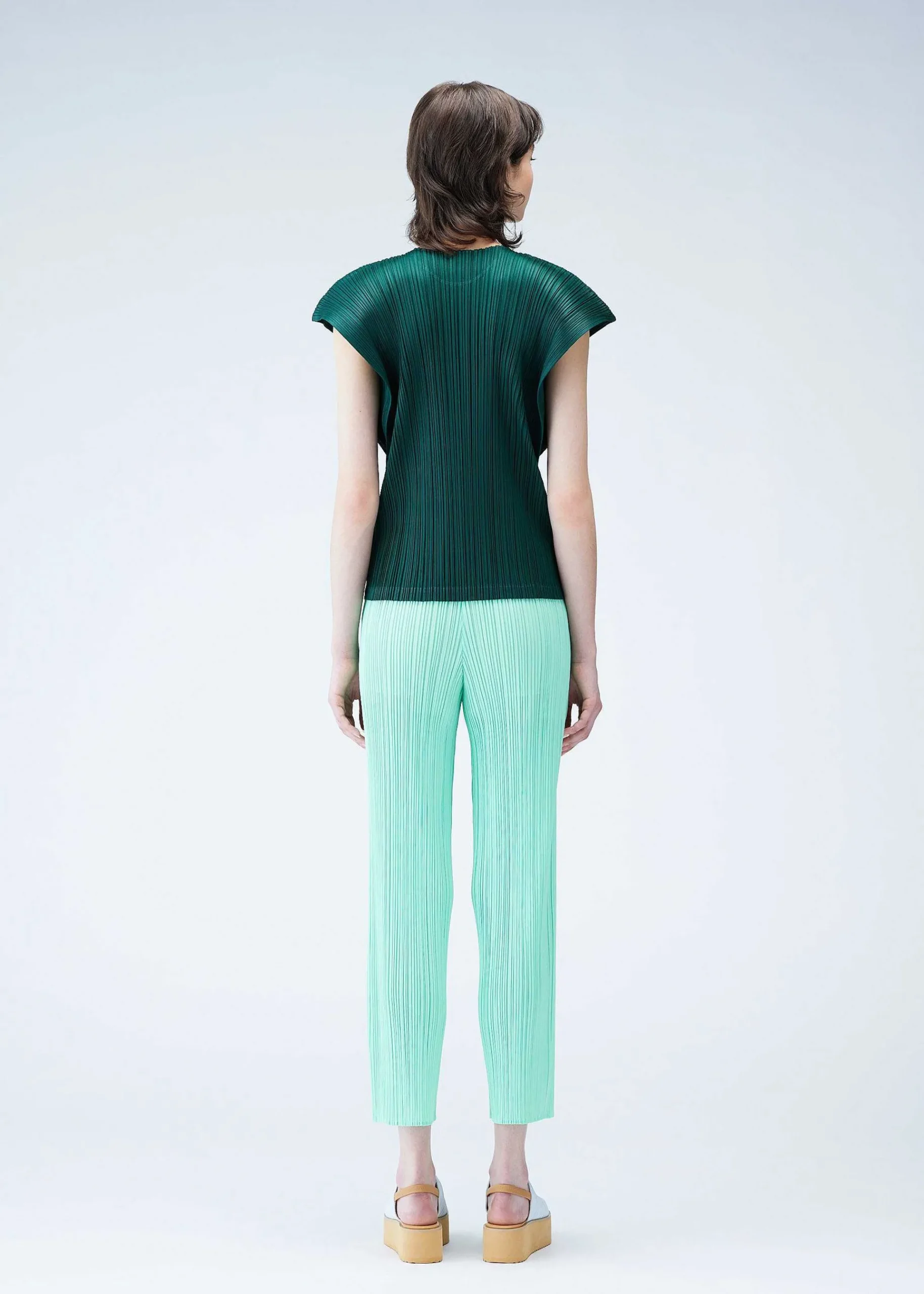 ISSEY MIYAKE Monthly Colors : March Store