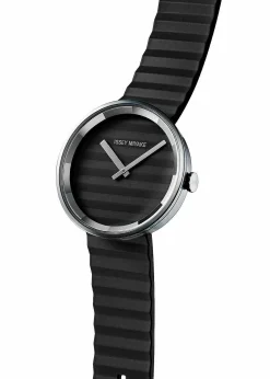 ISSEY MIYAKE Please Designed By Jasper Morrison Store