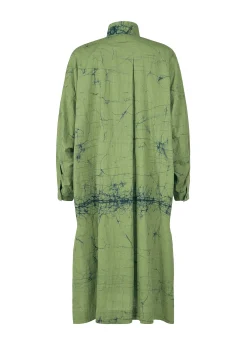 ISSEY MIYAKE Roketsu Shirt Shop