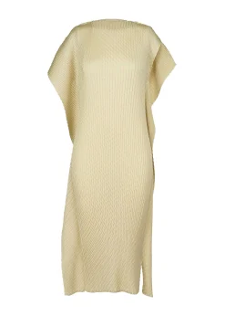 ISSEY MIYAKE Sleek Pleats Fashion