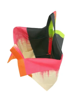 ISSEY MIYAKE Traces Of Time Online