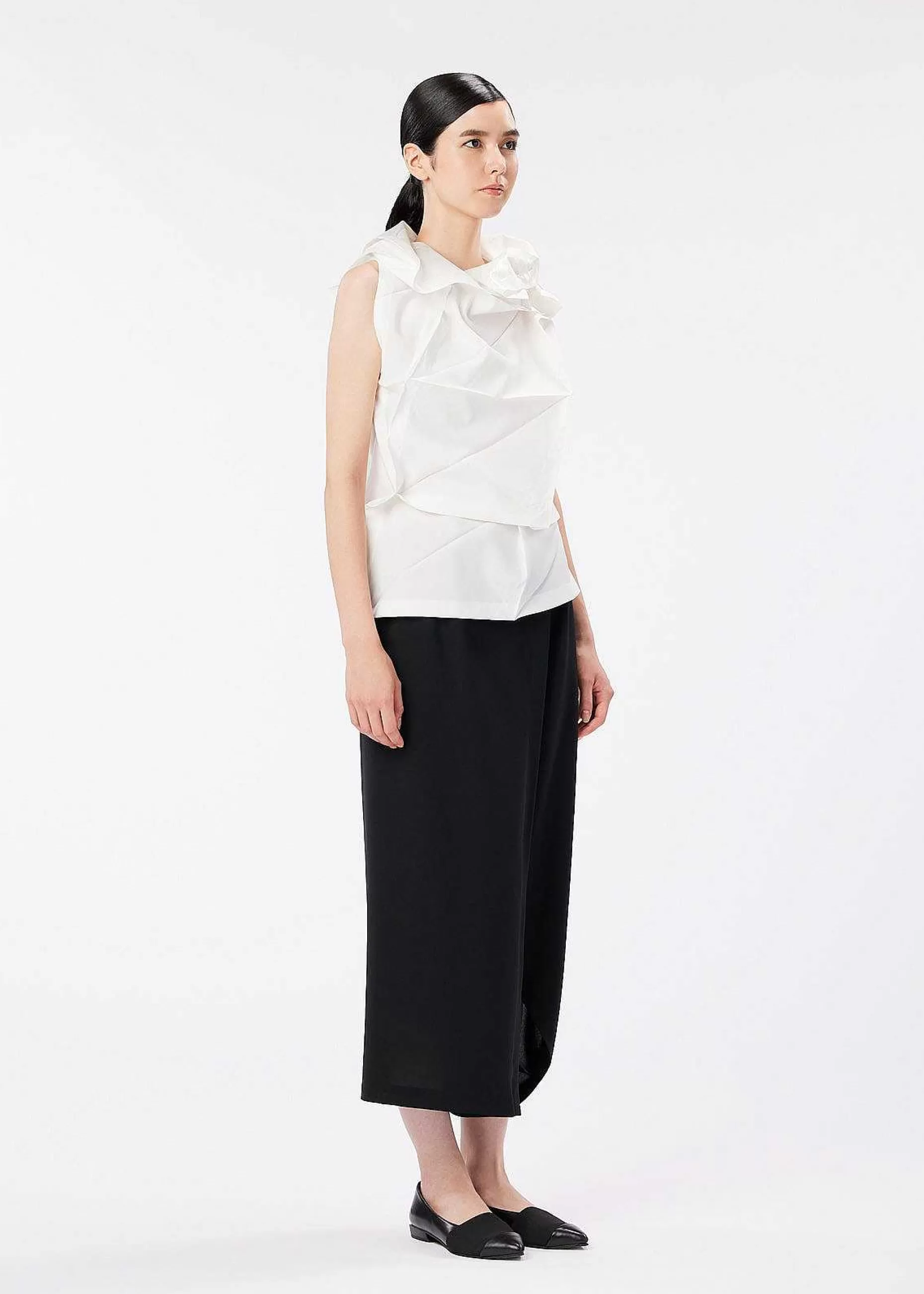 ISSEY MIYAKE Top | 132 5. Standard