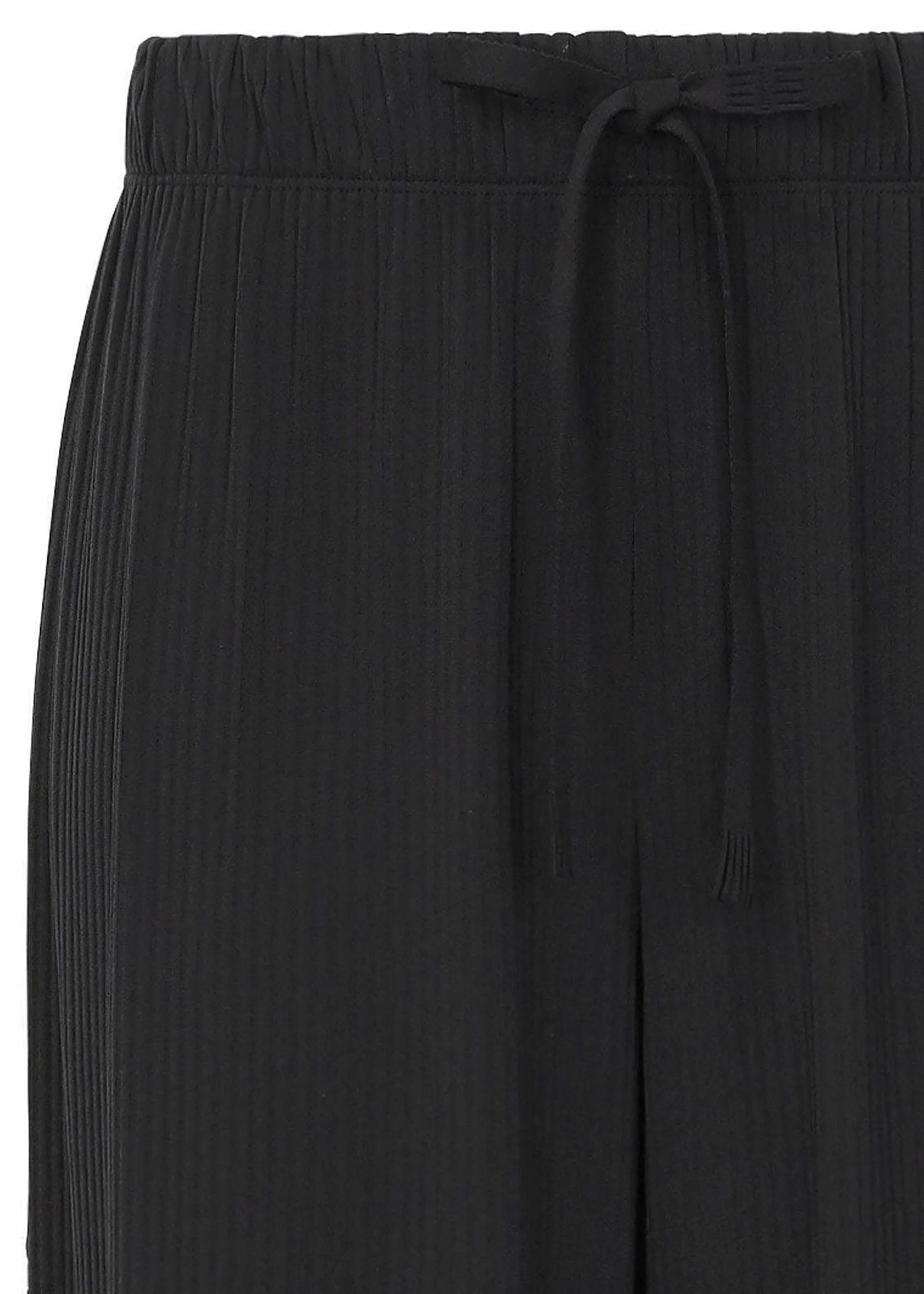 ISSEY MIYAKE Pants | A-Poc Basics Black