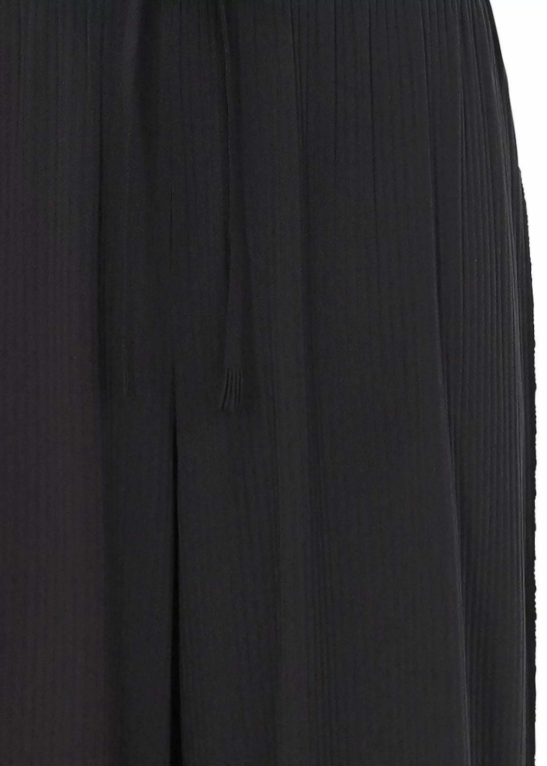 ISSEY MIYAKE Pants | A-Poc Basics Black