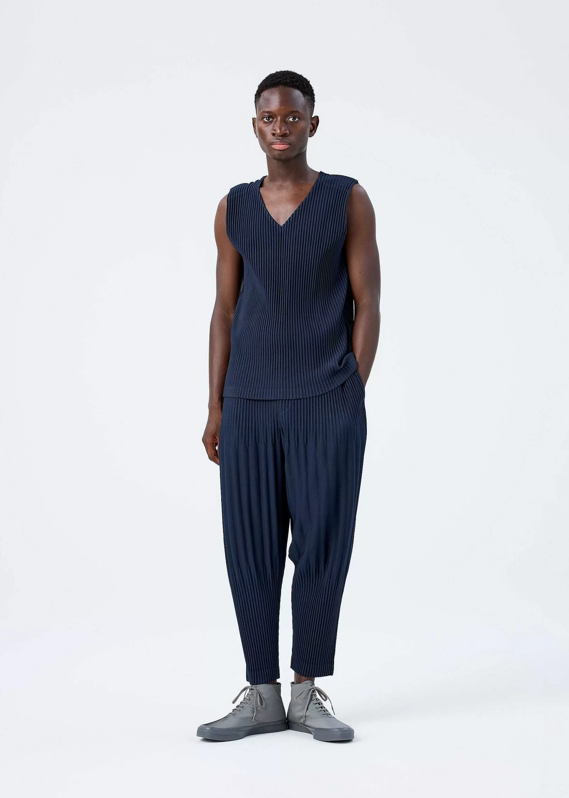 ISSEY MIYAKE Vest | Basics