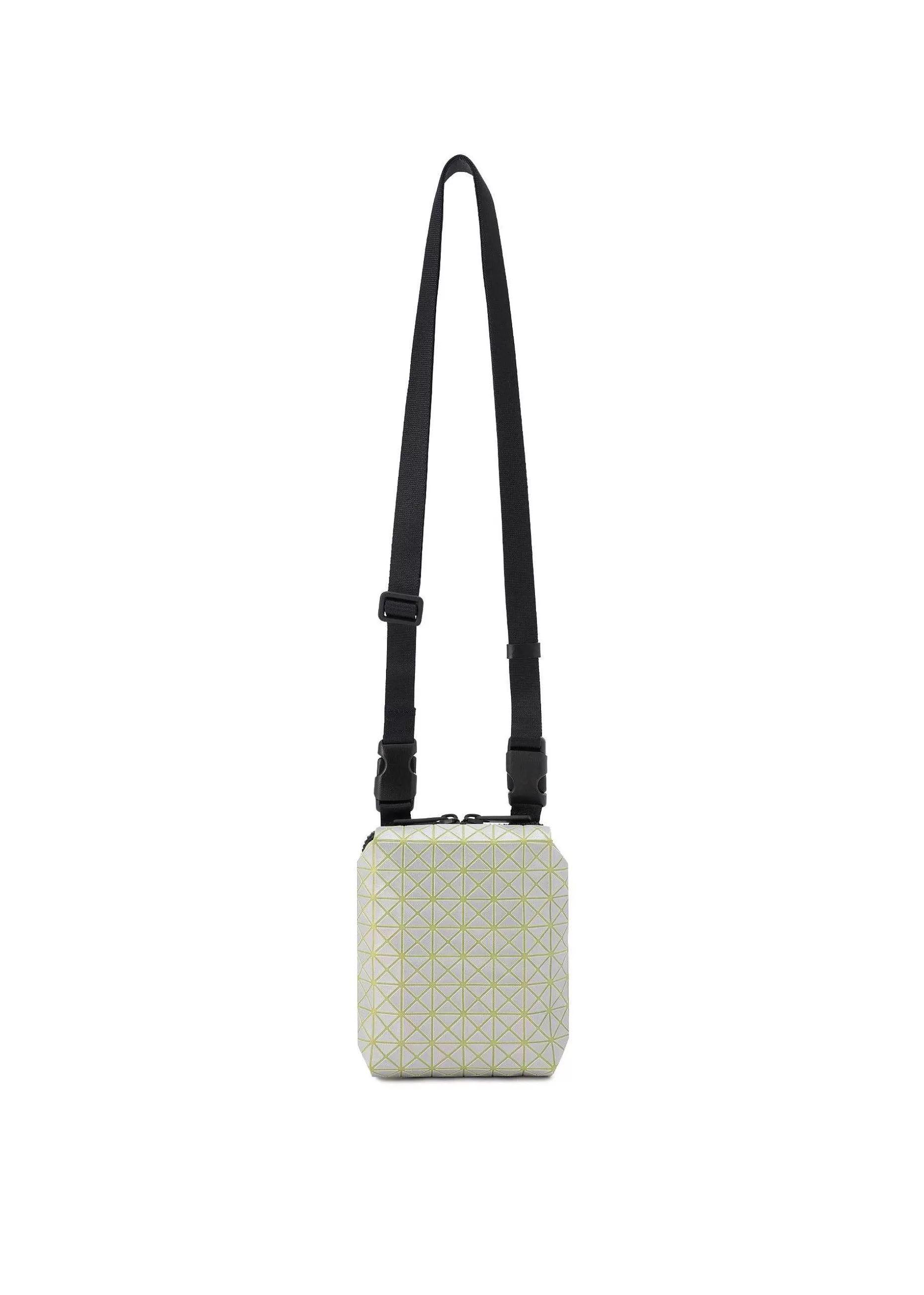 ISSEY MIYAKE Shoulder Bag | Beetle Reflector