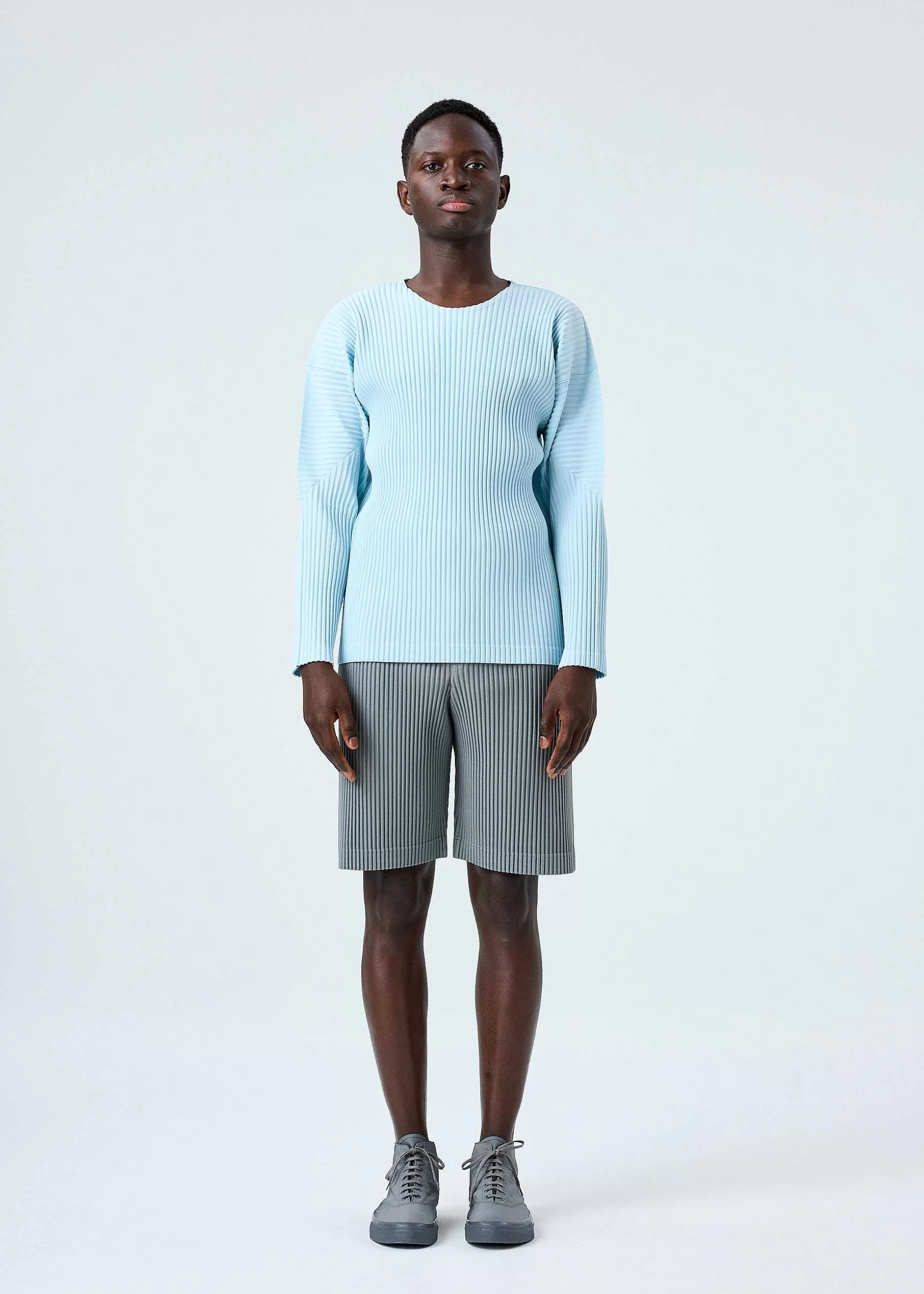 ISSEY MIYAKE Top | Color Pleats