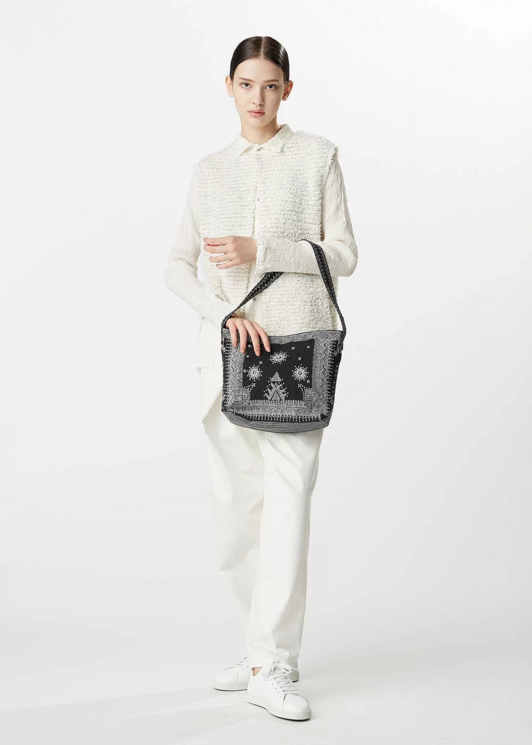 ISSEY MIYAKE Handbag | Crown