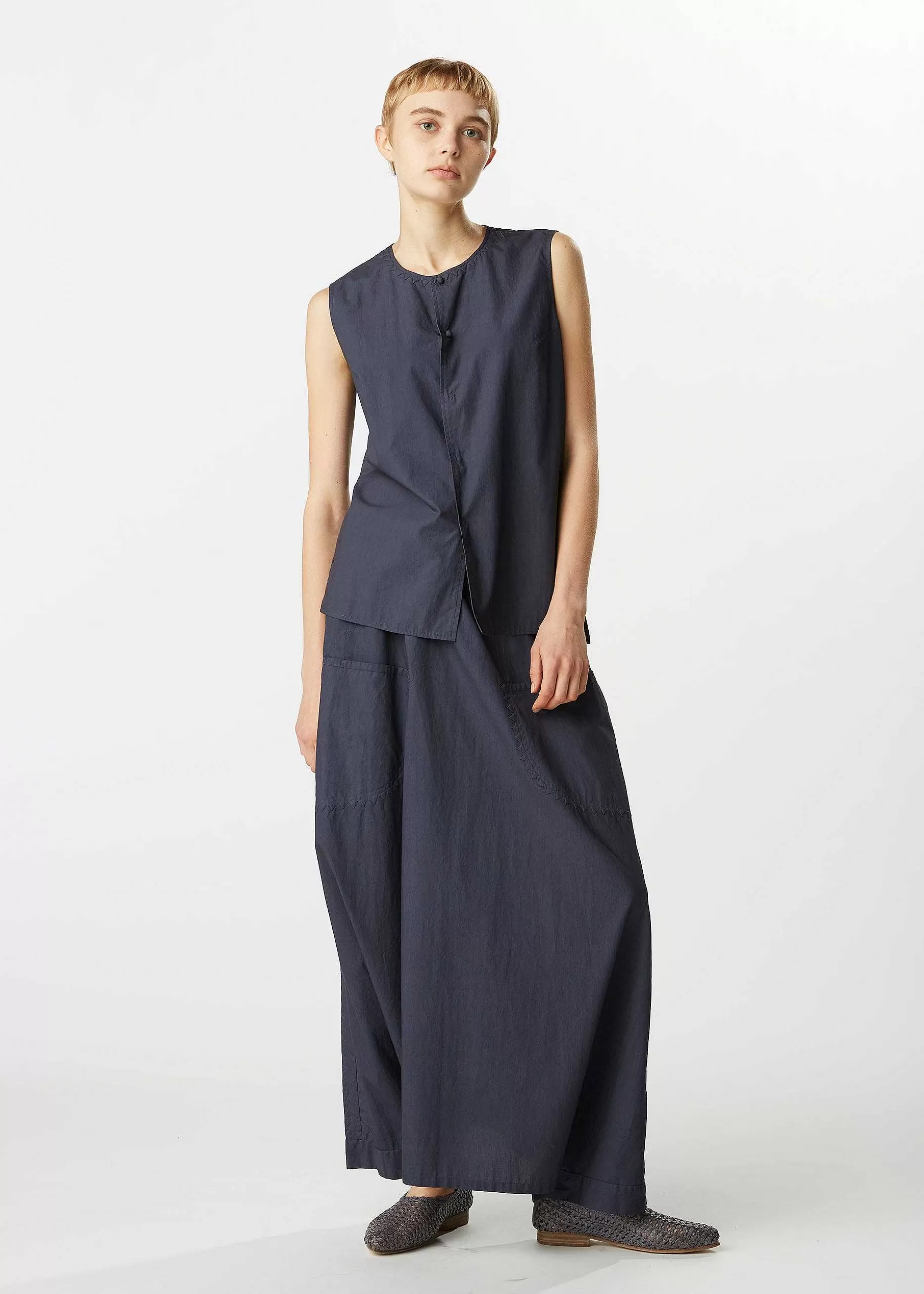 ISSEY MIYAKE Pants | Curved Kangri