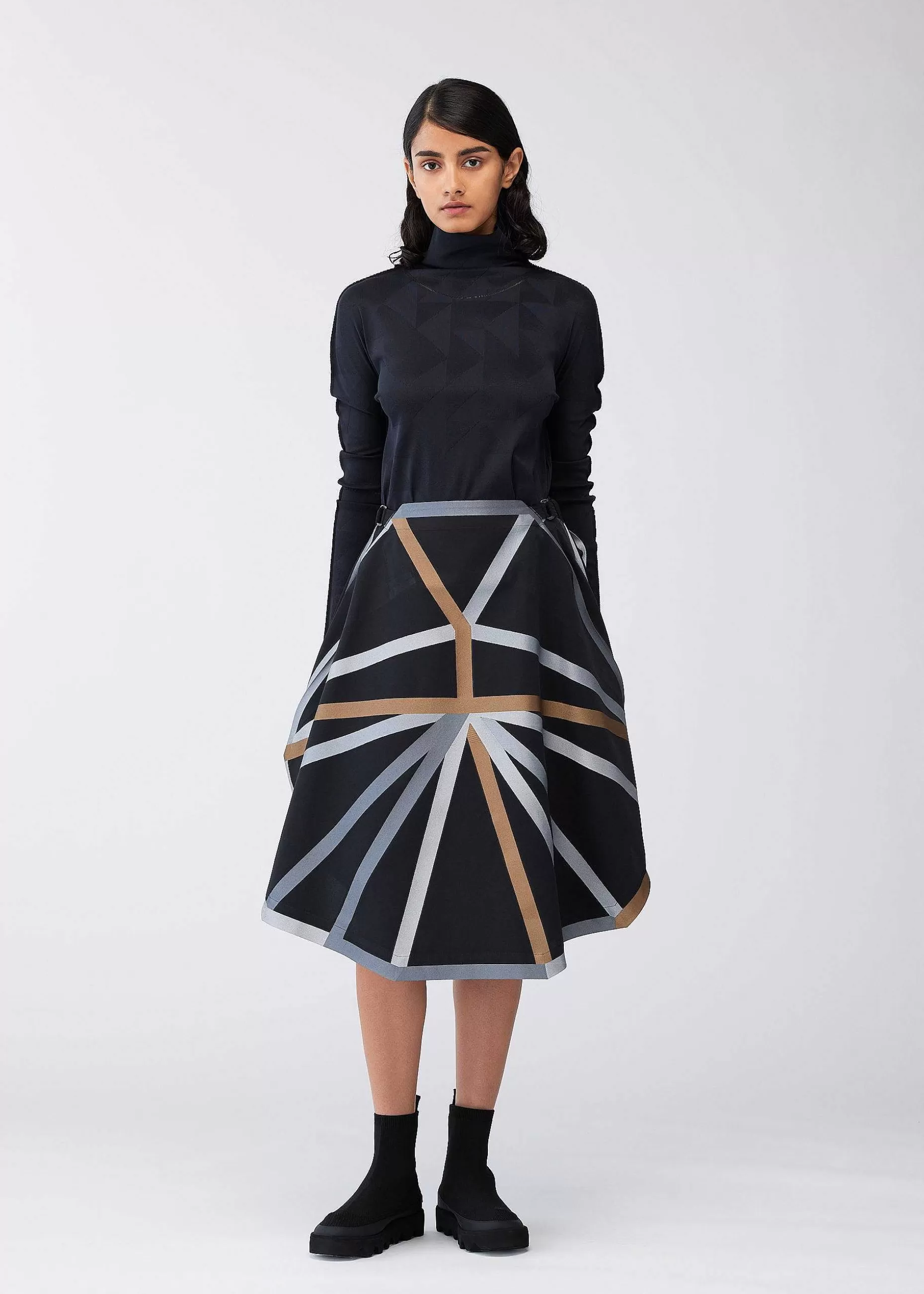 ISSEY MIYAKE Skirt | Dimensions