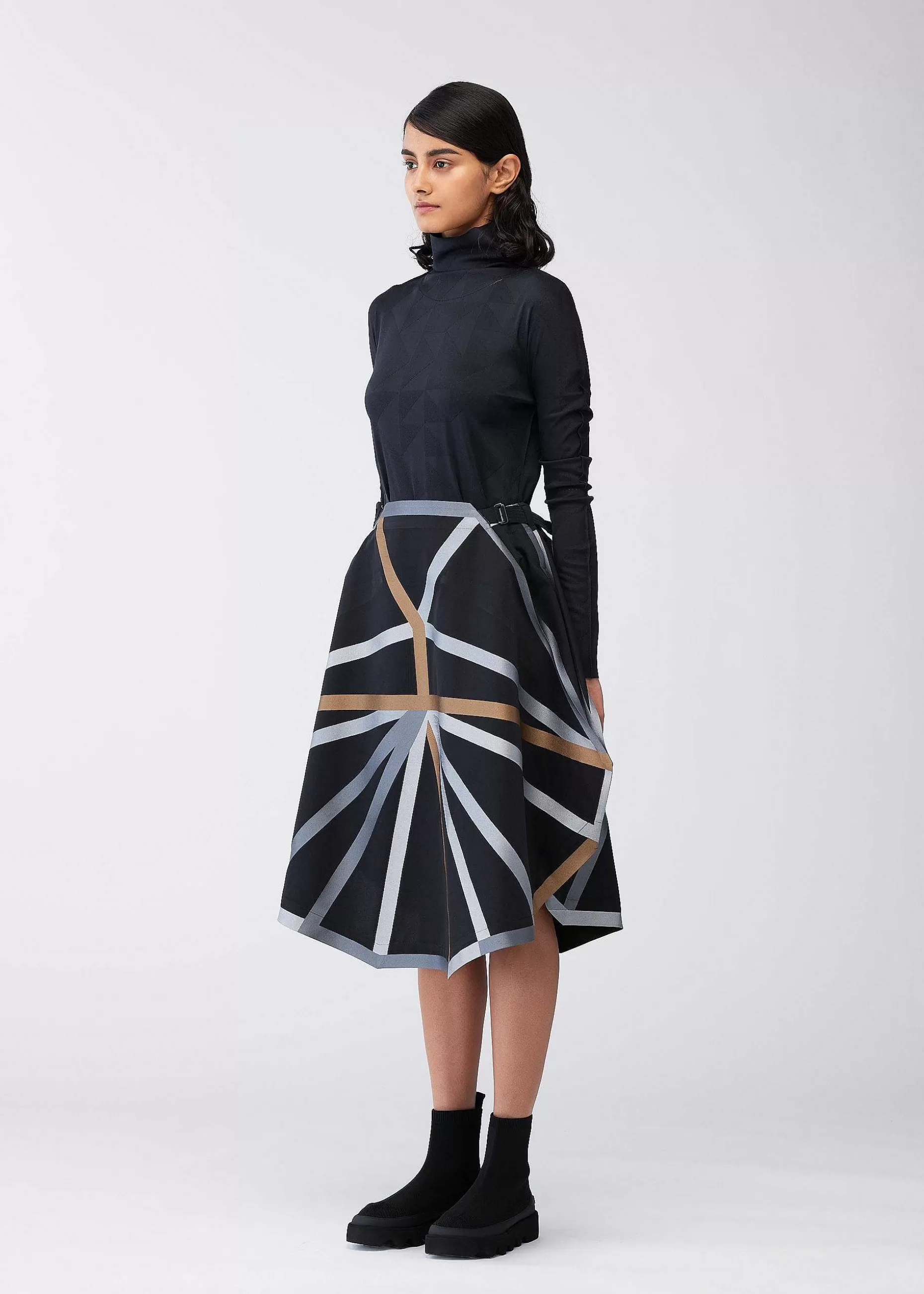 ISSEY MIYAKE Skirt | Dimensions