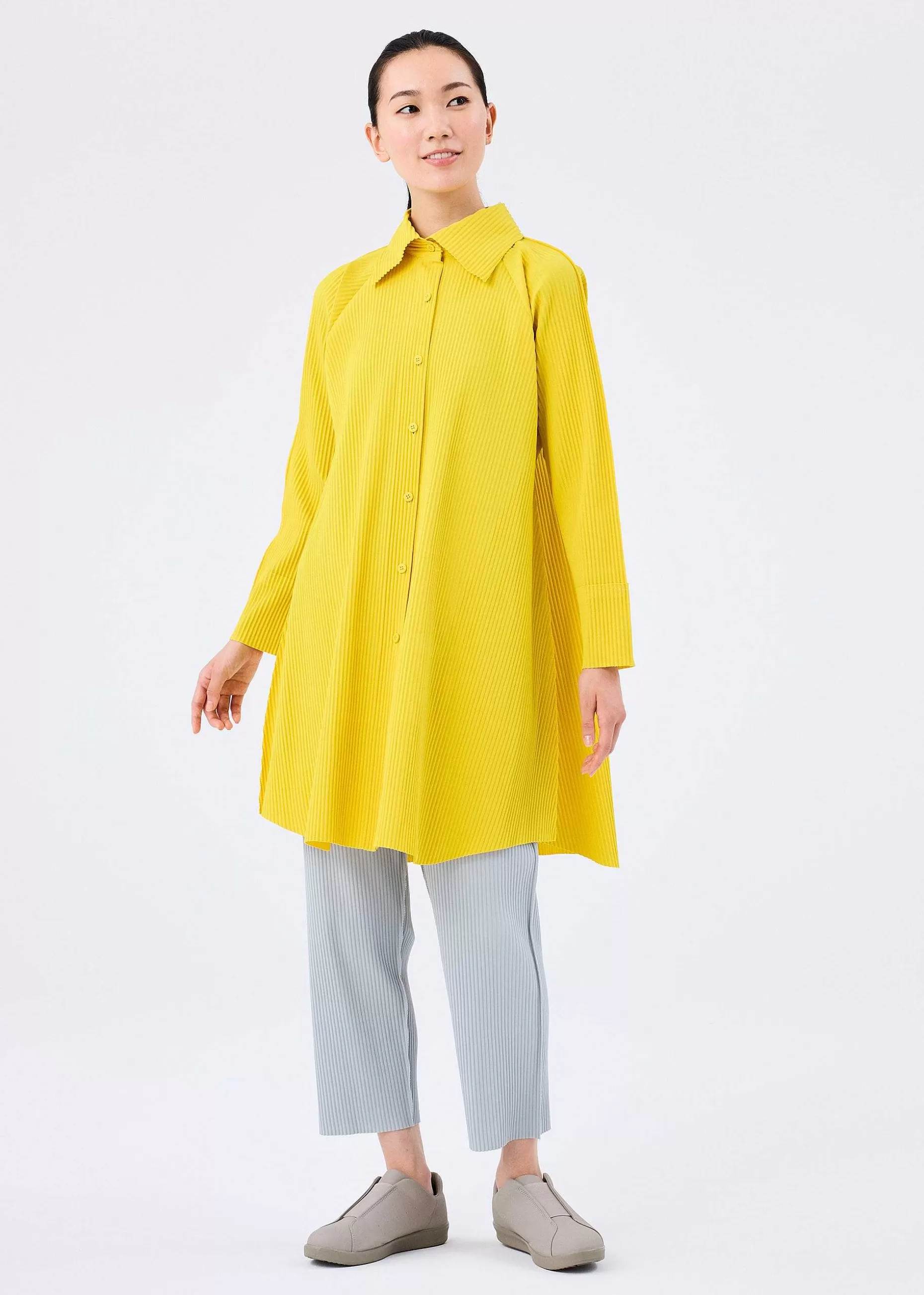 ISSEY MIYAKE Top | Fine Knit Pleats Color 1