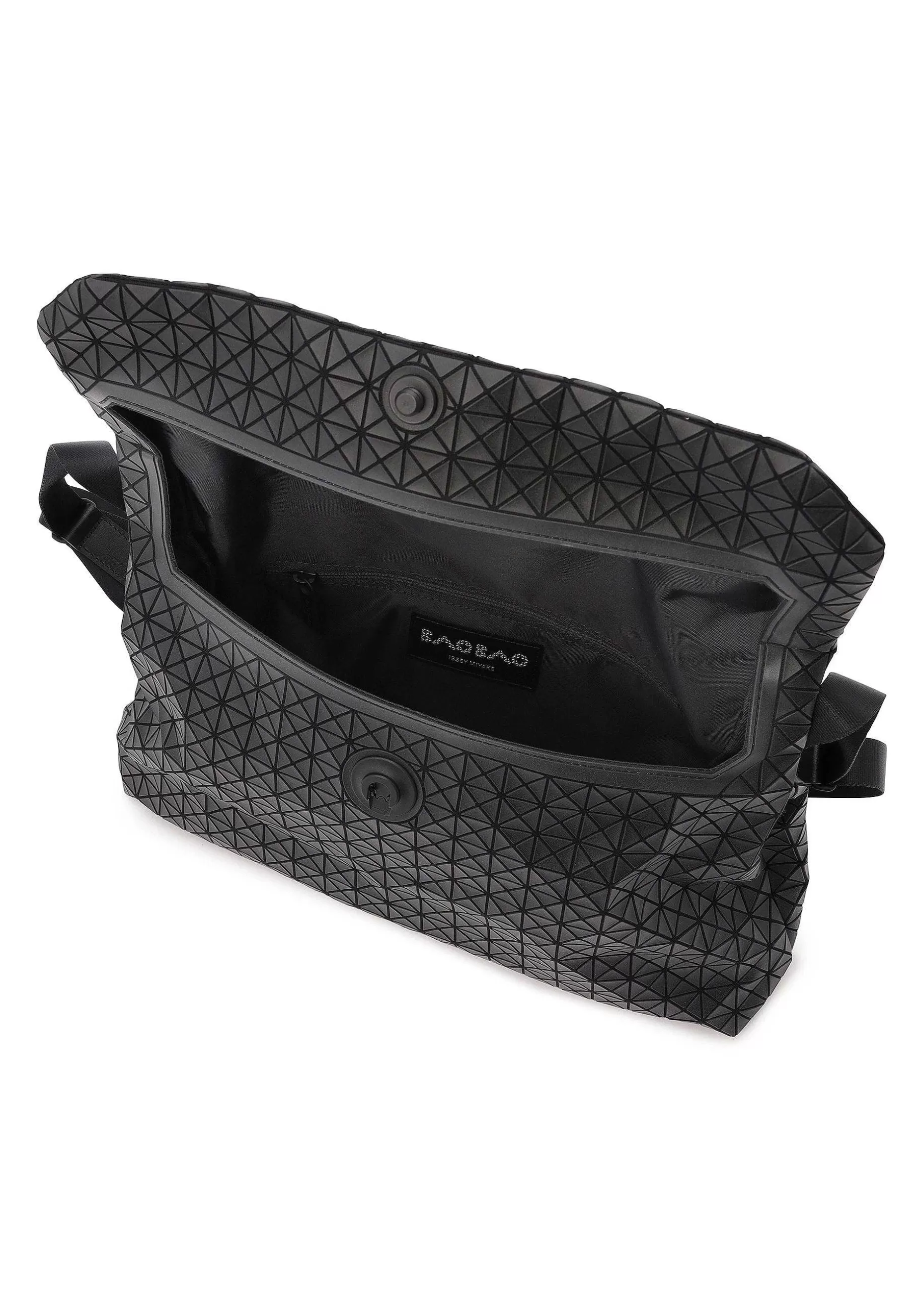 ISSEY MIYAKE Shoulder Bag | Froggy Matte Black