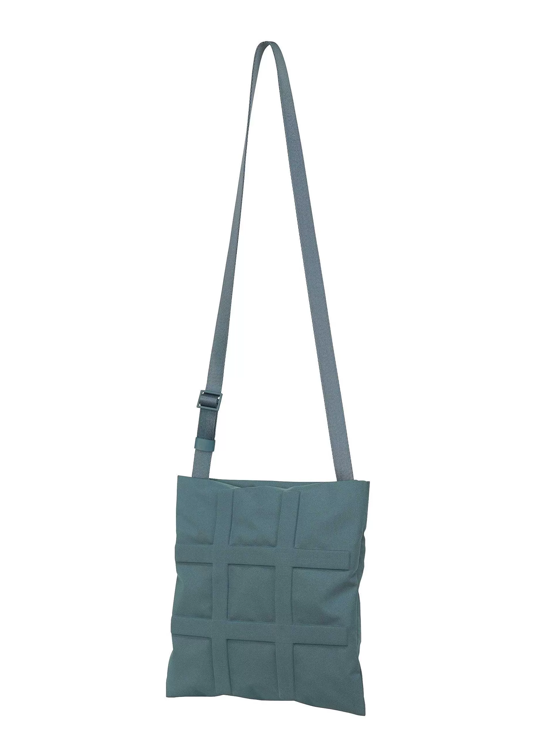 ISSEY MIYAKE Shoulder Bag | Grid