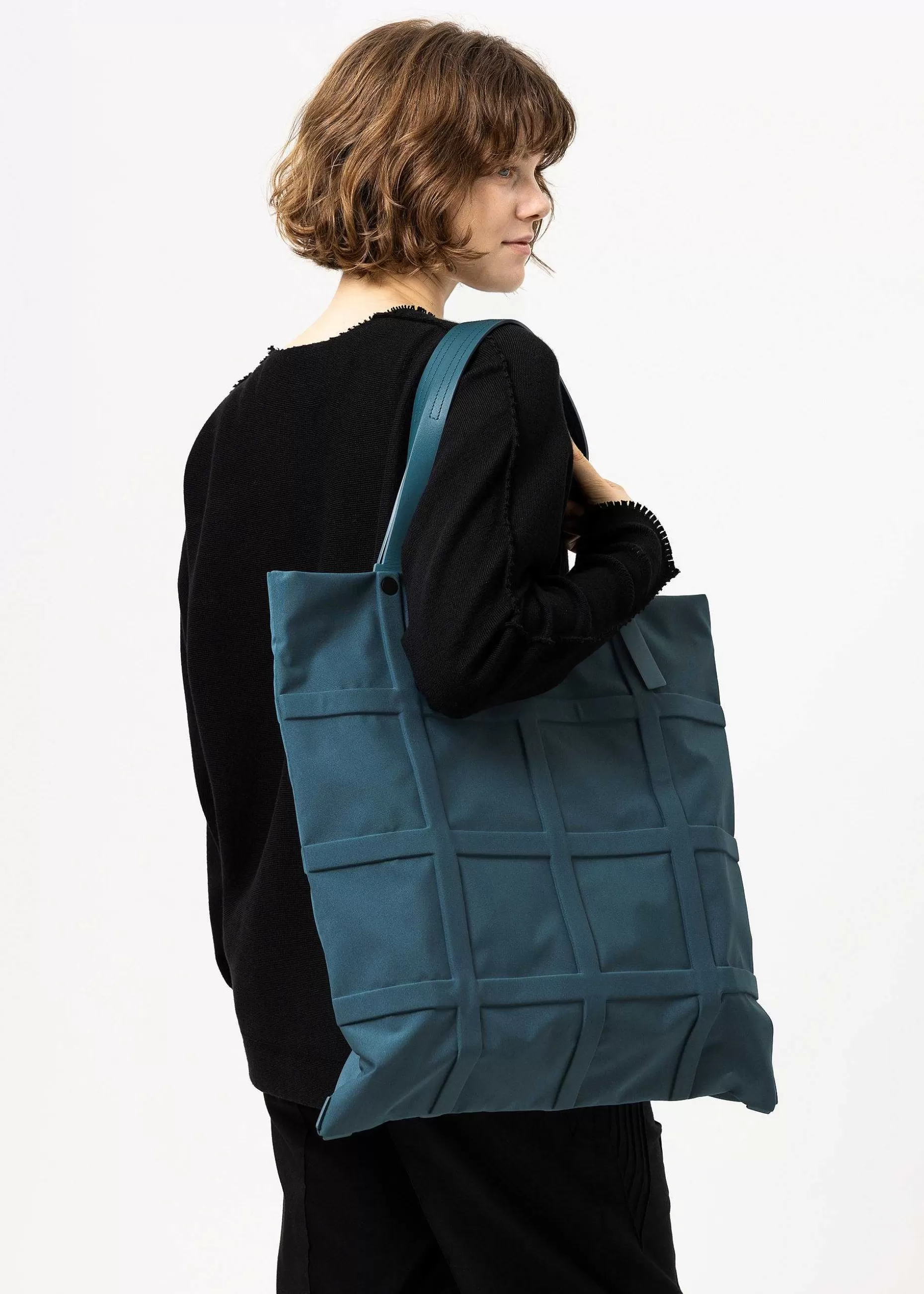 ISSEY MIYAKE Tote Bag | Grid