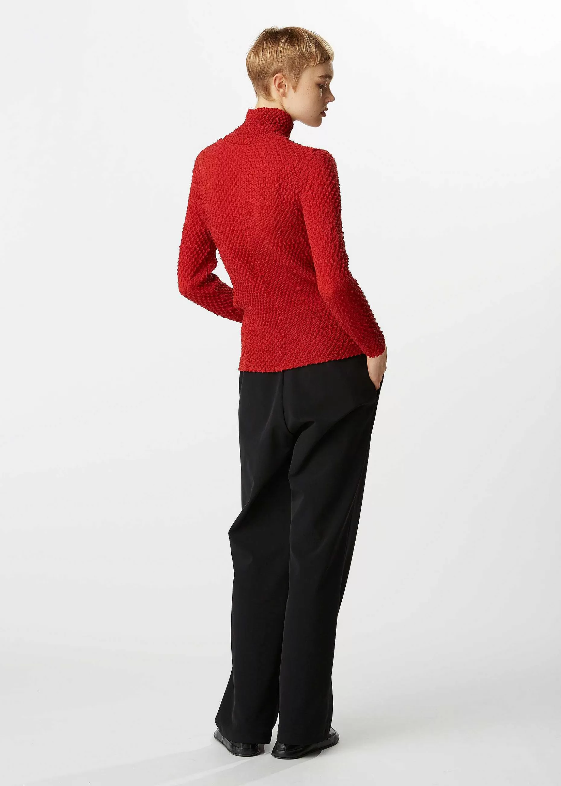 ISSEY MIYAKE Top | High Twist Wool