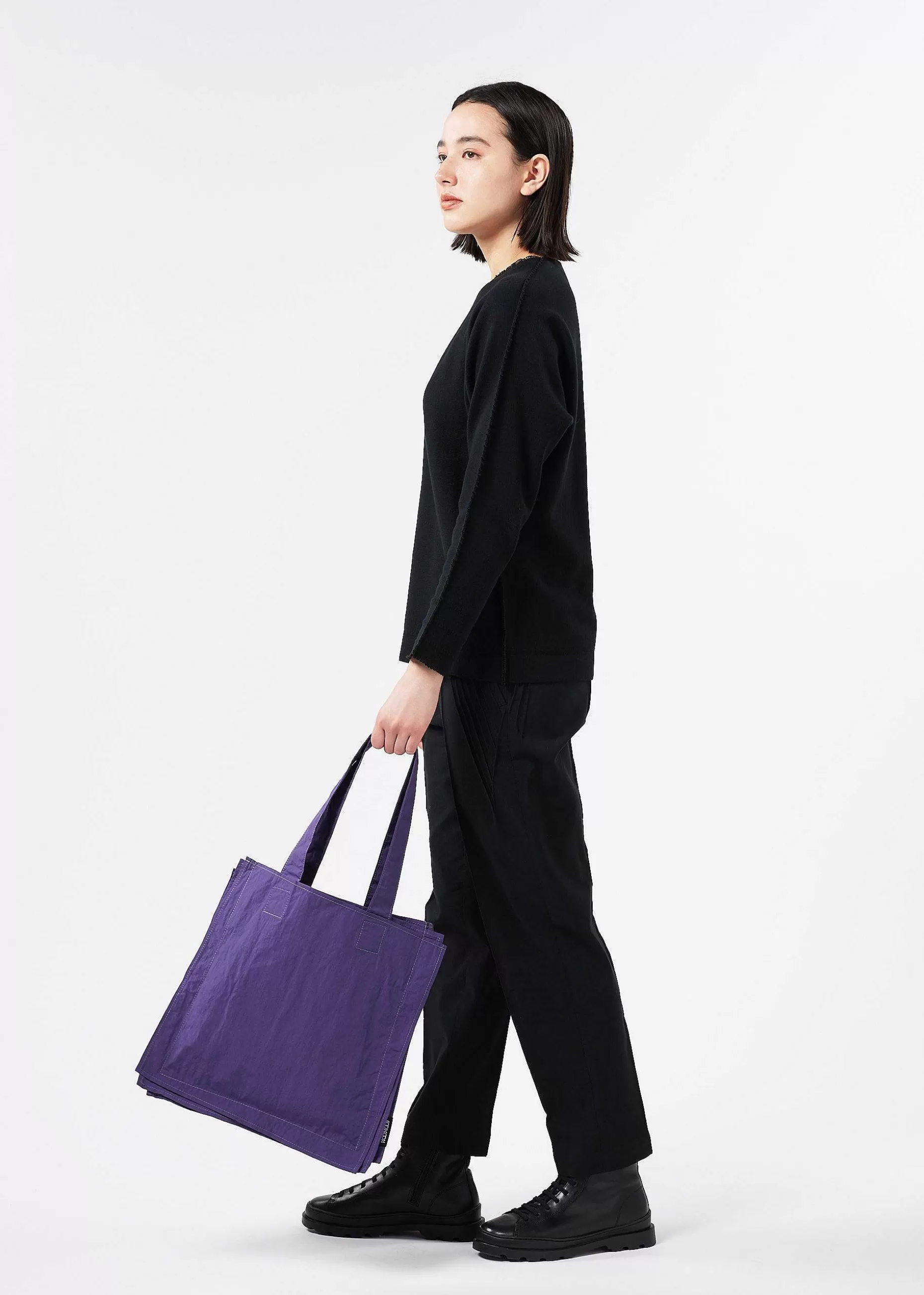 ISSEY MIYAKE Tote Bag | Irogami Solid