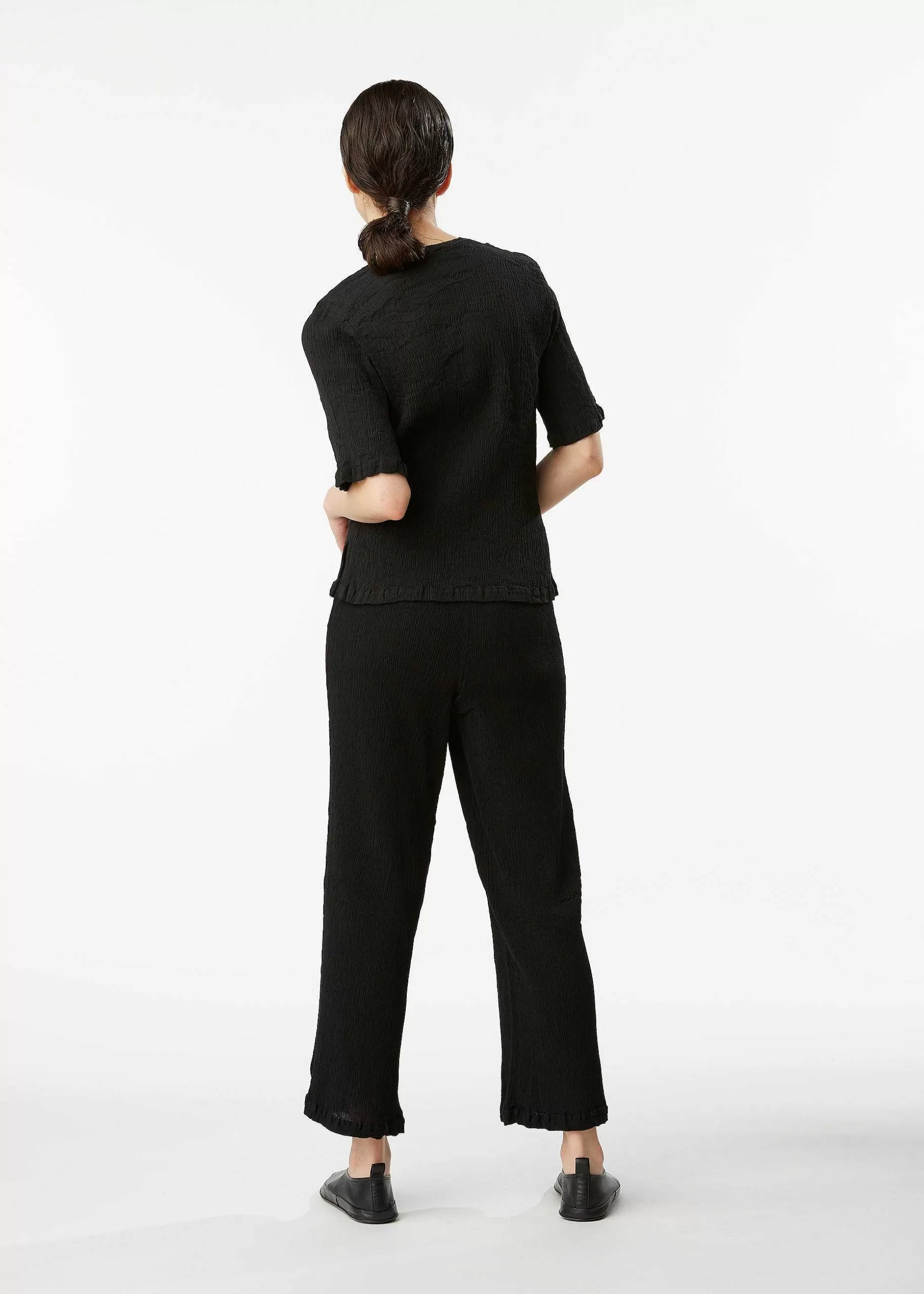 ISSEY MIYAKE Pants | Kyo Chijimi Basic