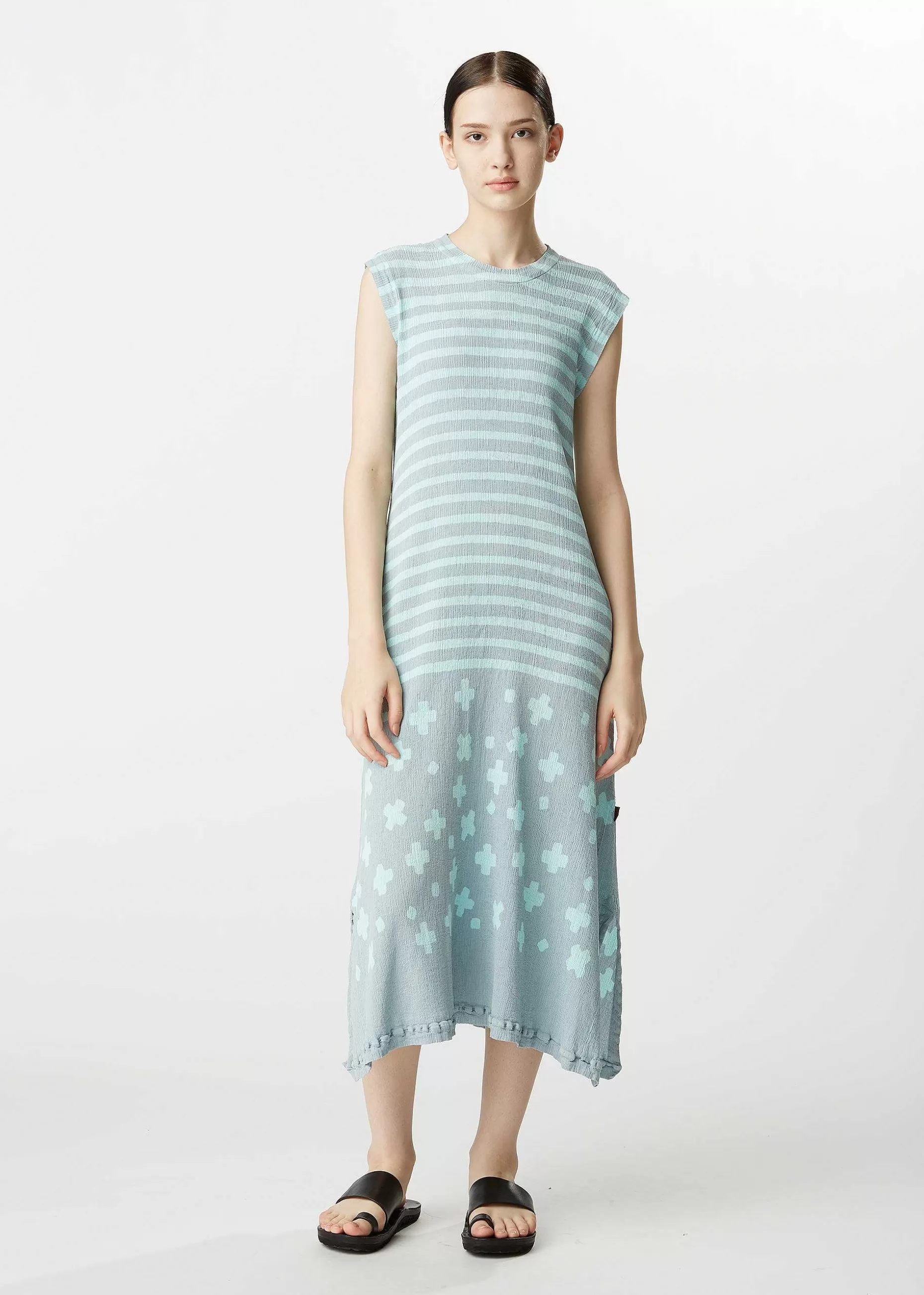 ISSEY MIYAKE Dress | Kyo Chijimi Cross Border