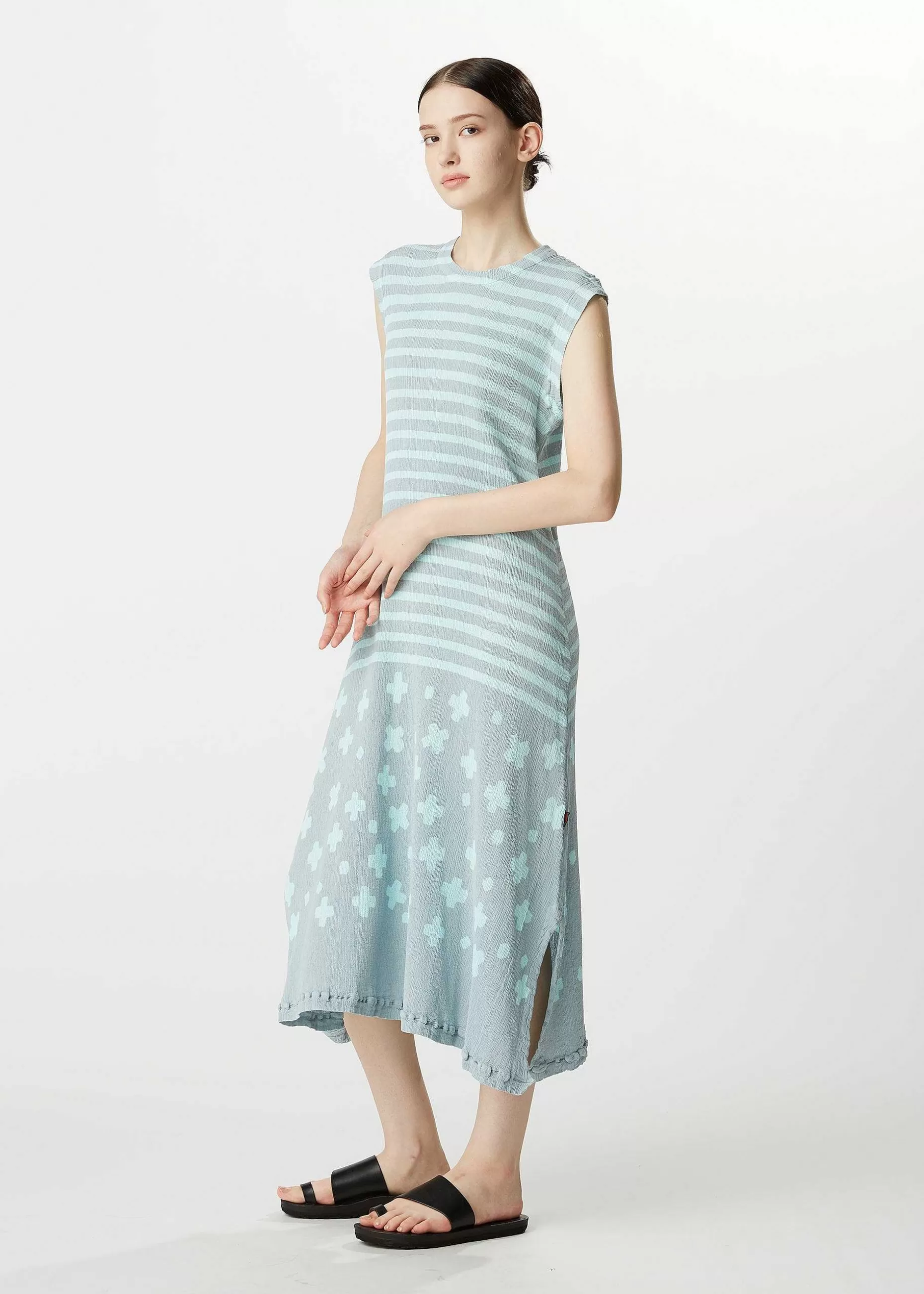 ISSEY MIYAKE Dress | Kyo Chijimi Cross Border