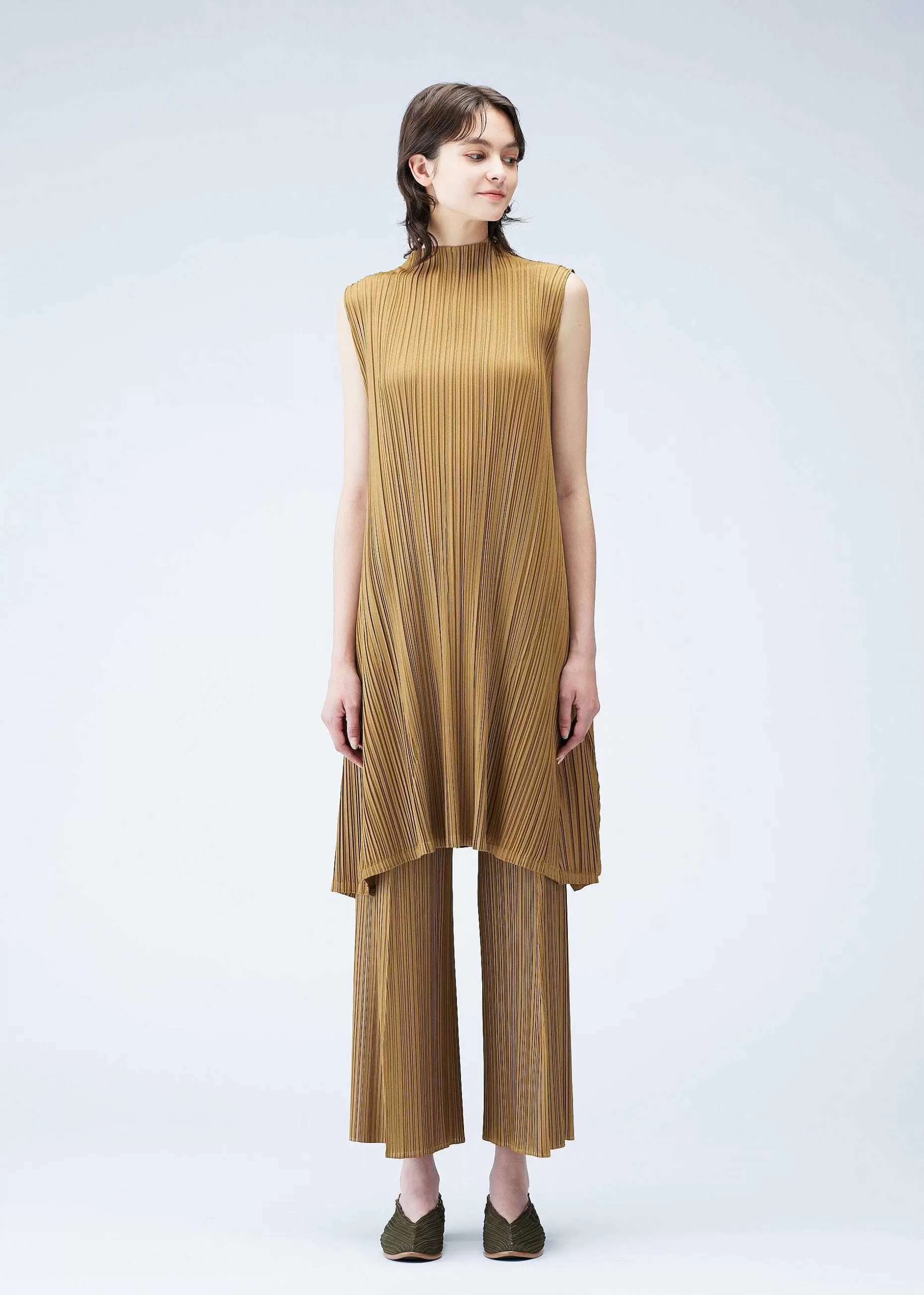 ISSEY MIYAKE Dress | Mellow Pleats