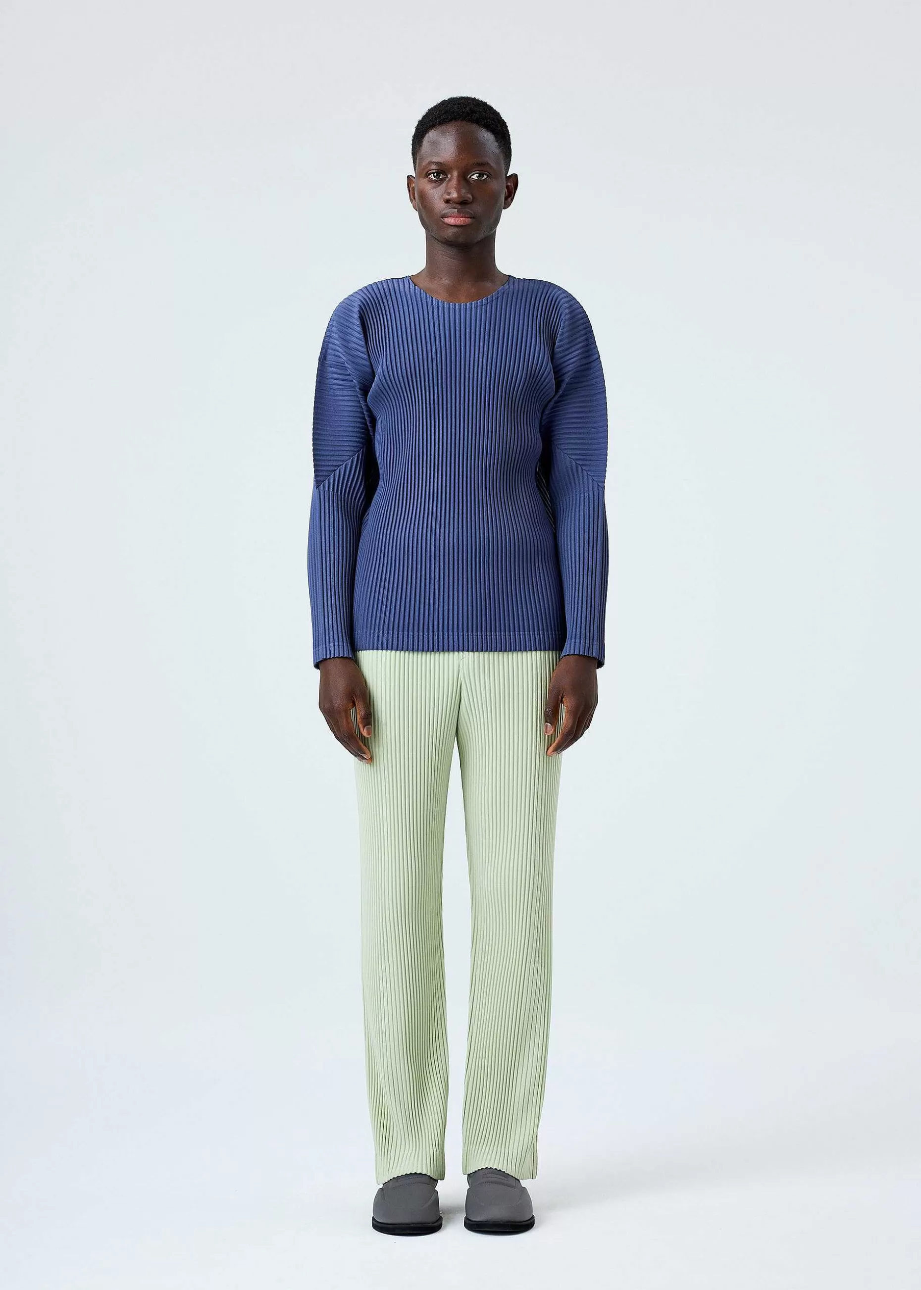 ISSEY MIYAKE Top | Monthly Color February