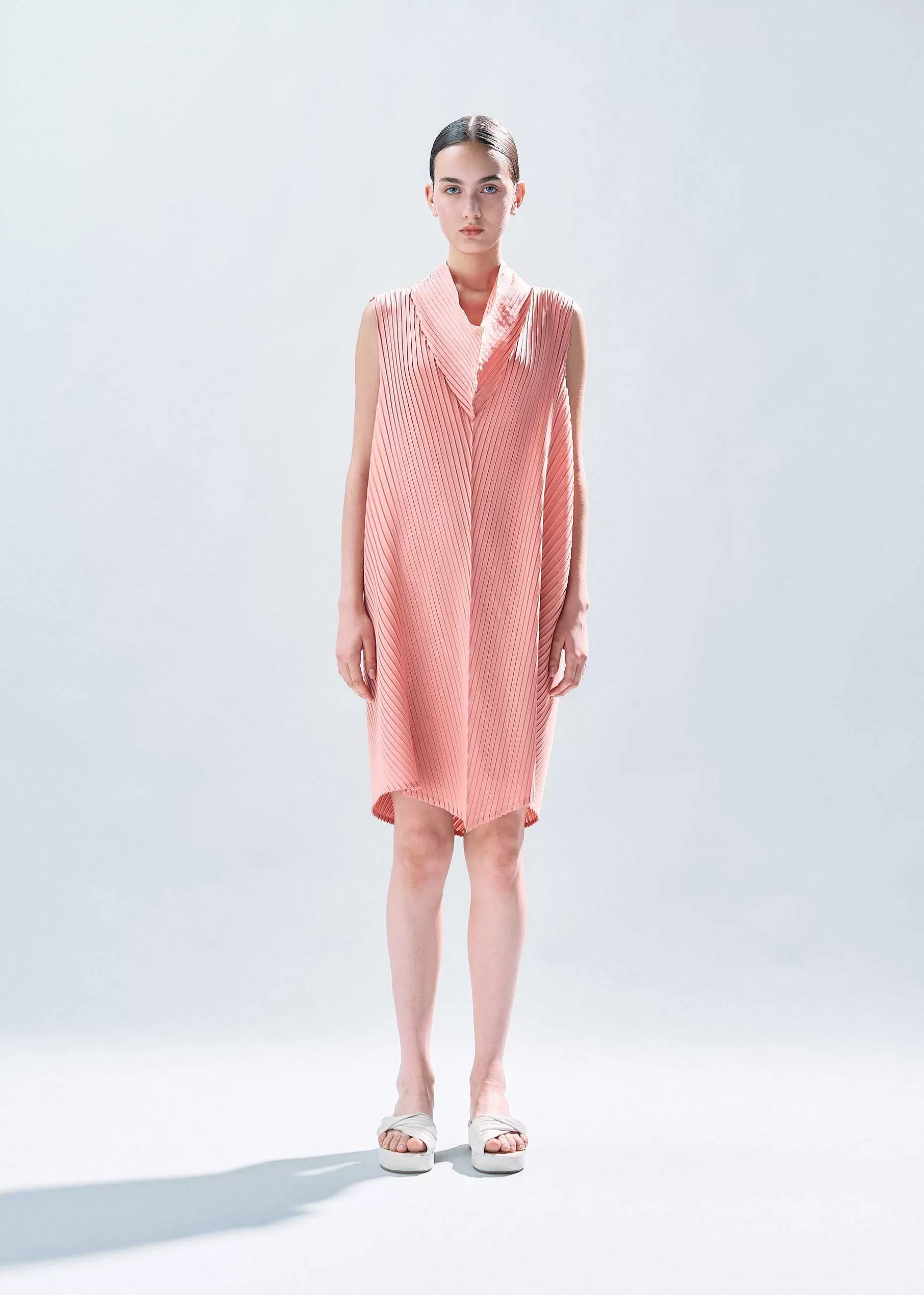 ISSEY MIYAKE Tunic | Paper Like Pleats