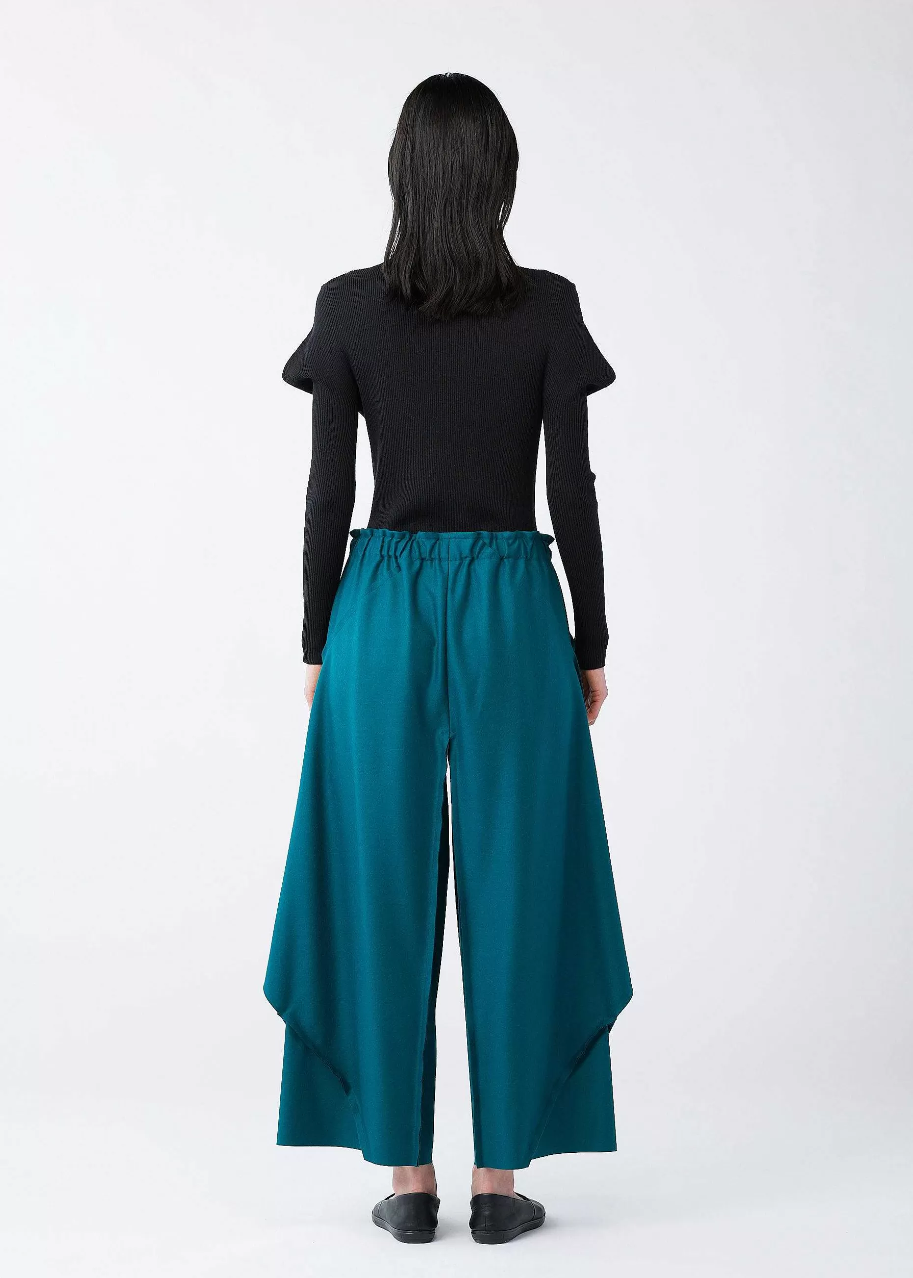 ISSEY MIYAKE Pants | Pyramid