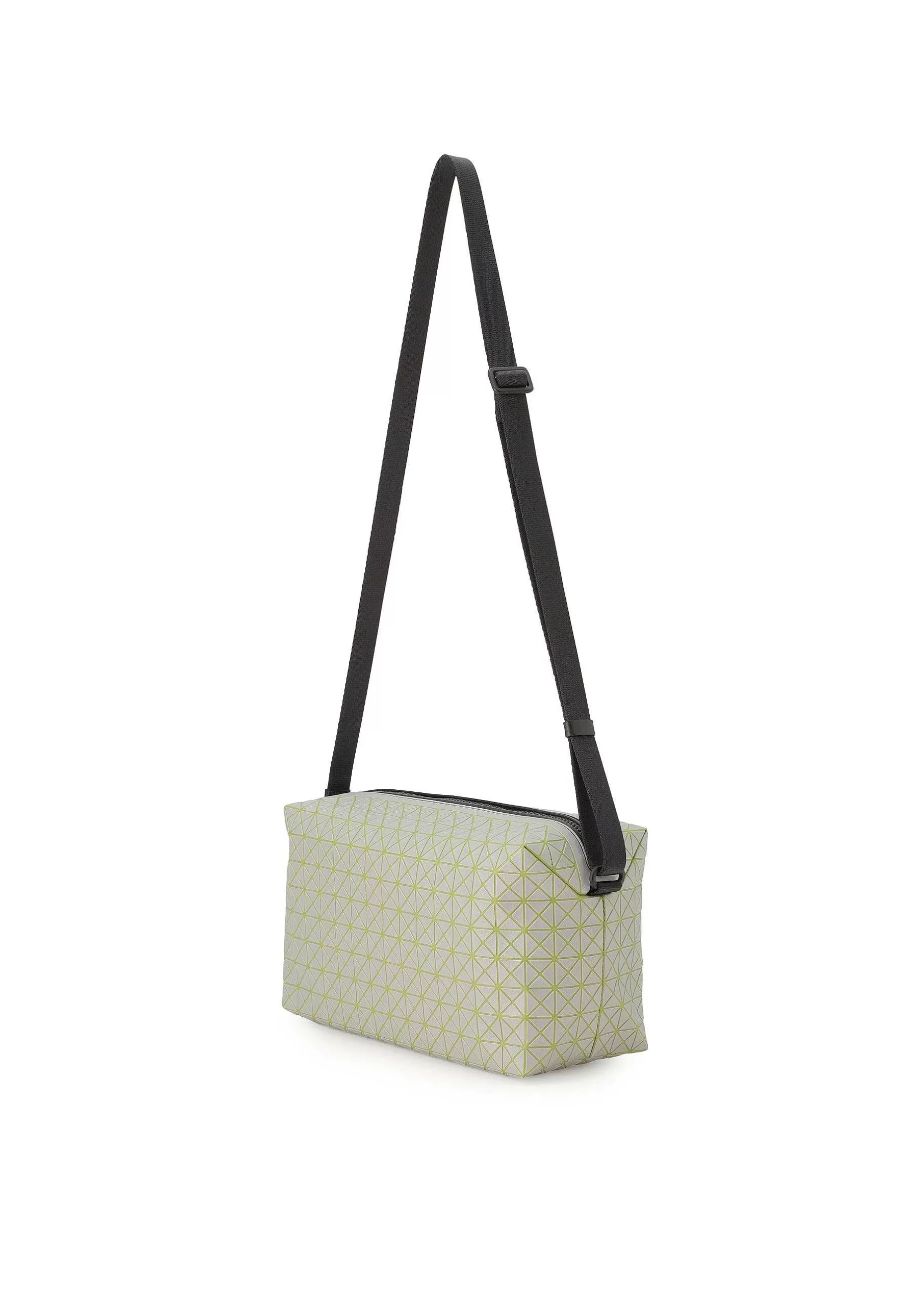 ISSEY MIYAKE Shoulder Bag | Saddle Bag Reflector