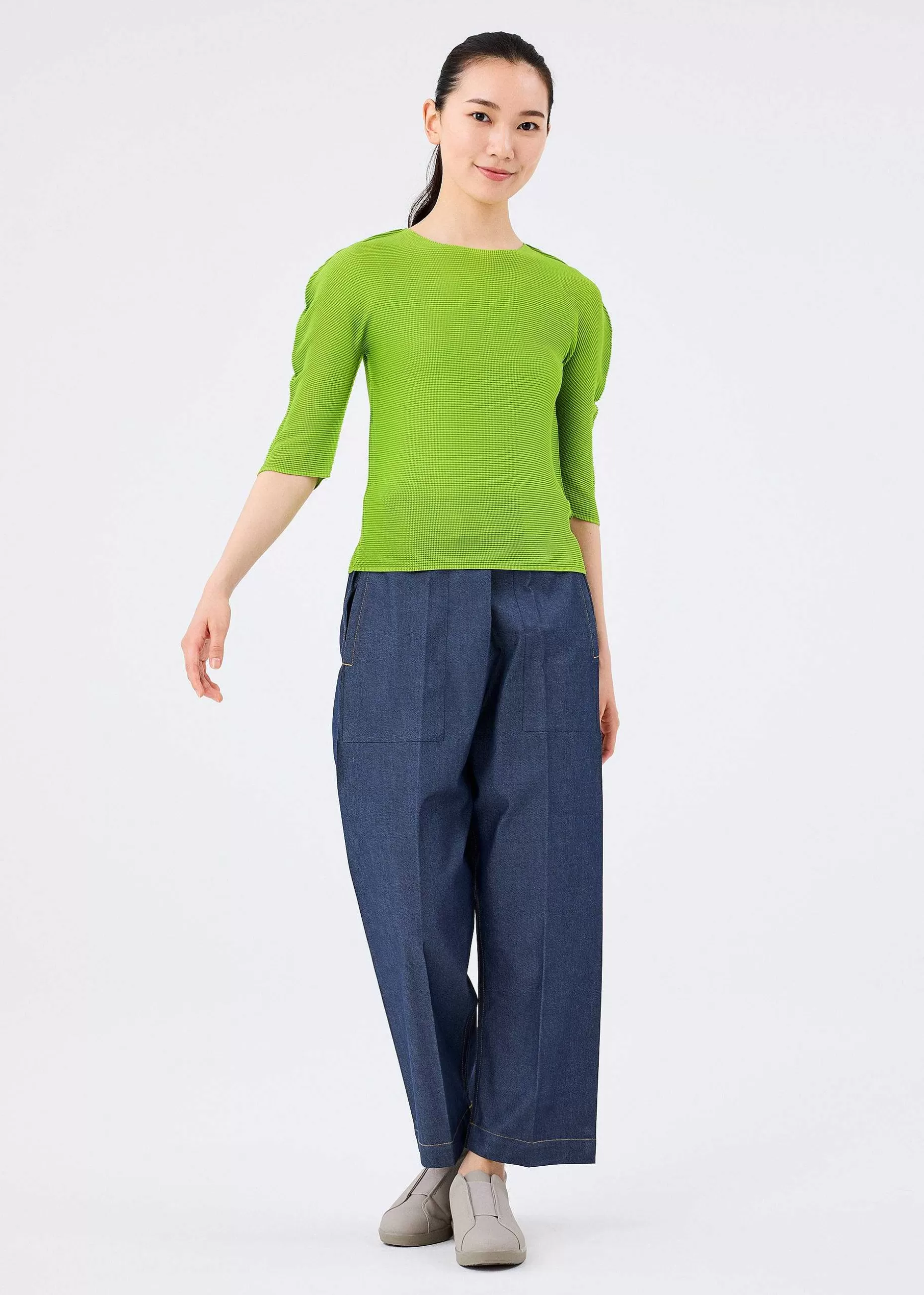 ISSEY MIYAKE Top | Stretch Pleats 3