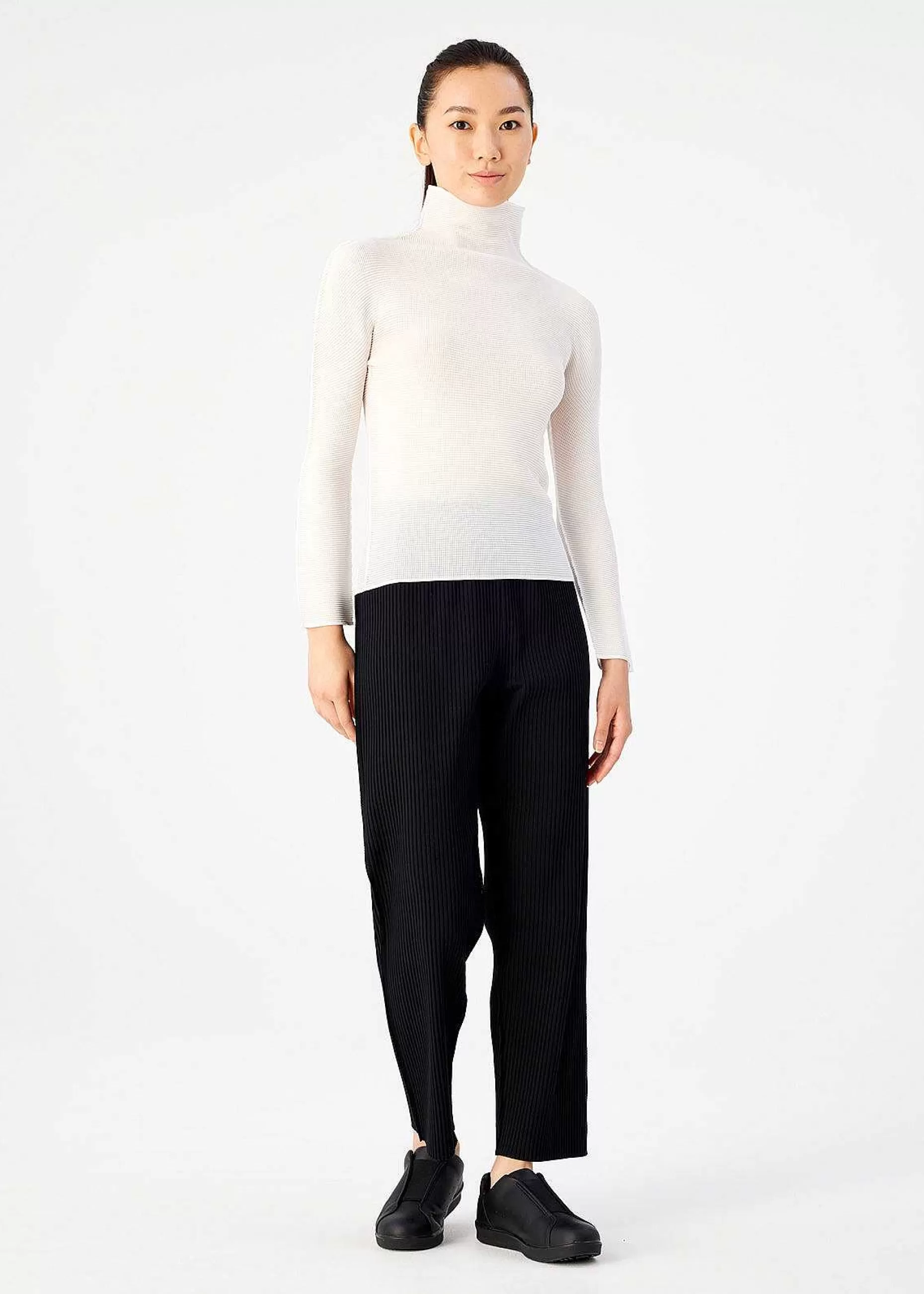 ISSEY MIYAKE Top | Stretch Pleats