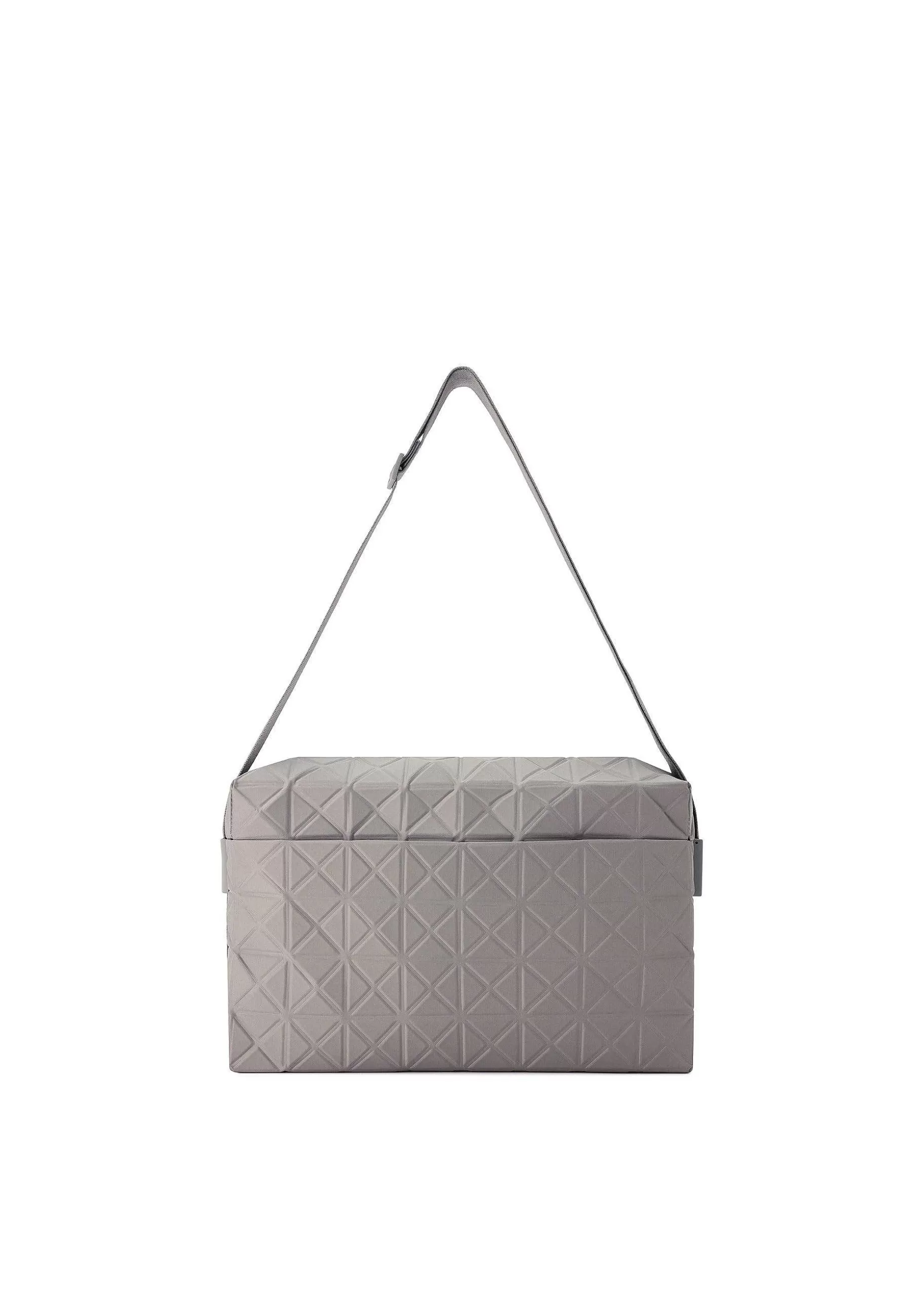 ISSEY MIYAKE Shoulder Bag | Track