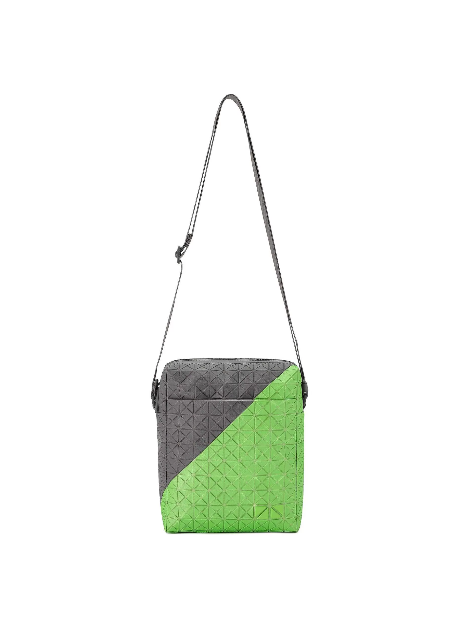 ISSEY MIYAKE Shoulder Bag | Voyager