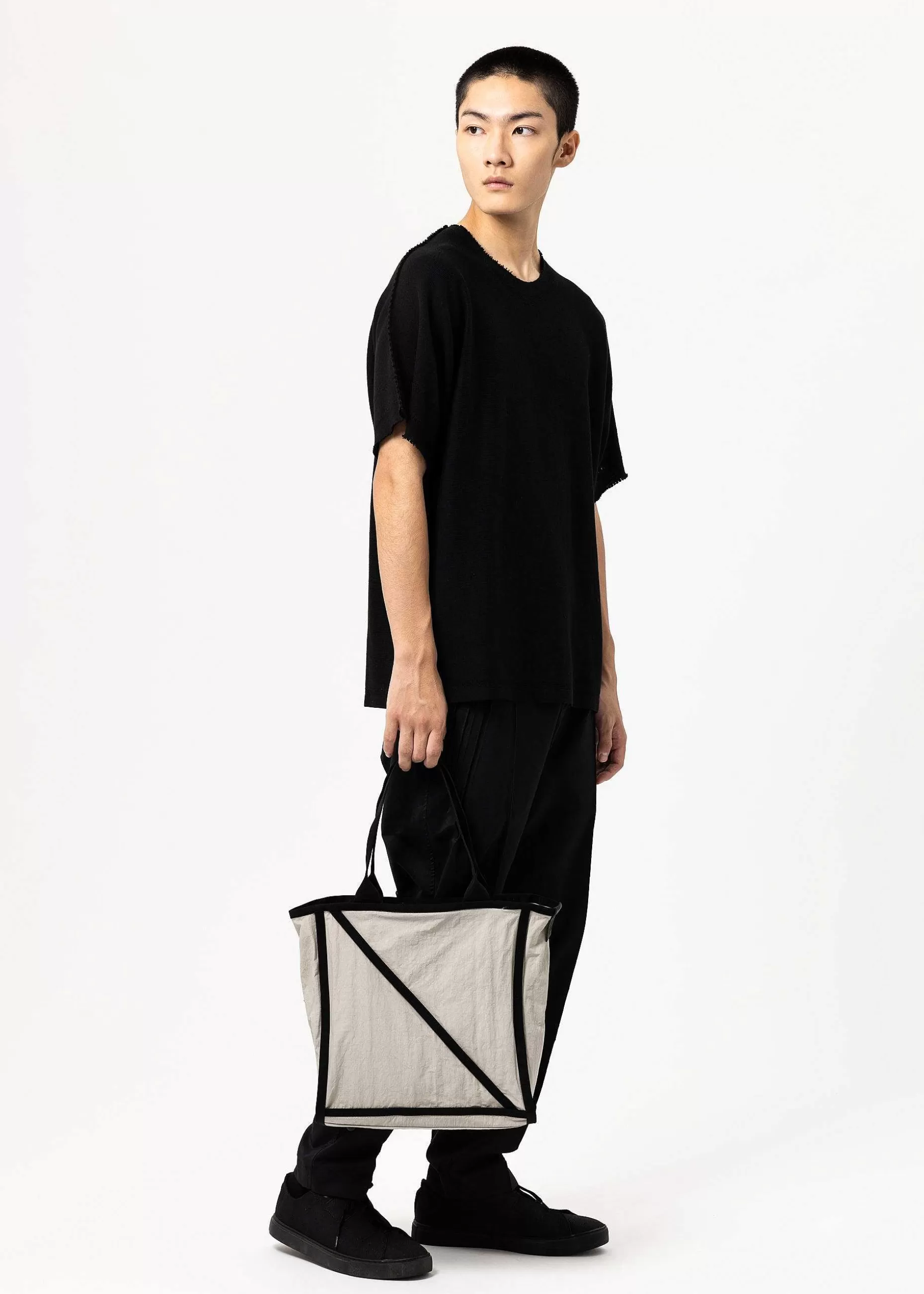 ISSEY MIYAKE Tote Bag | Waku